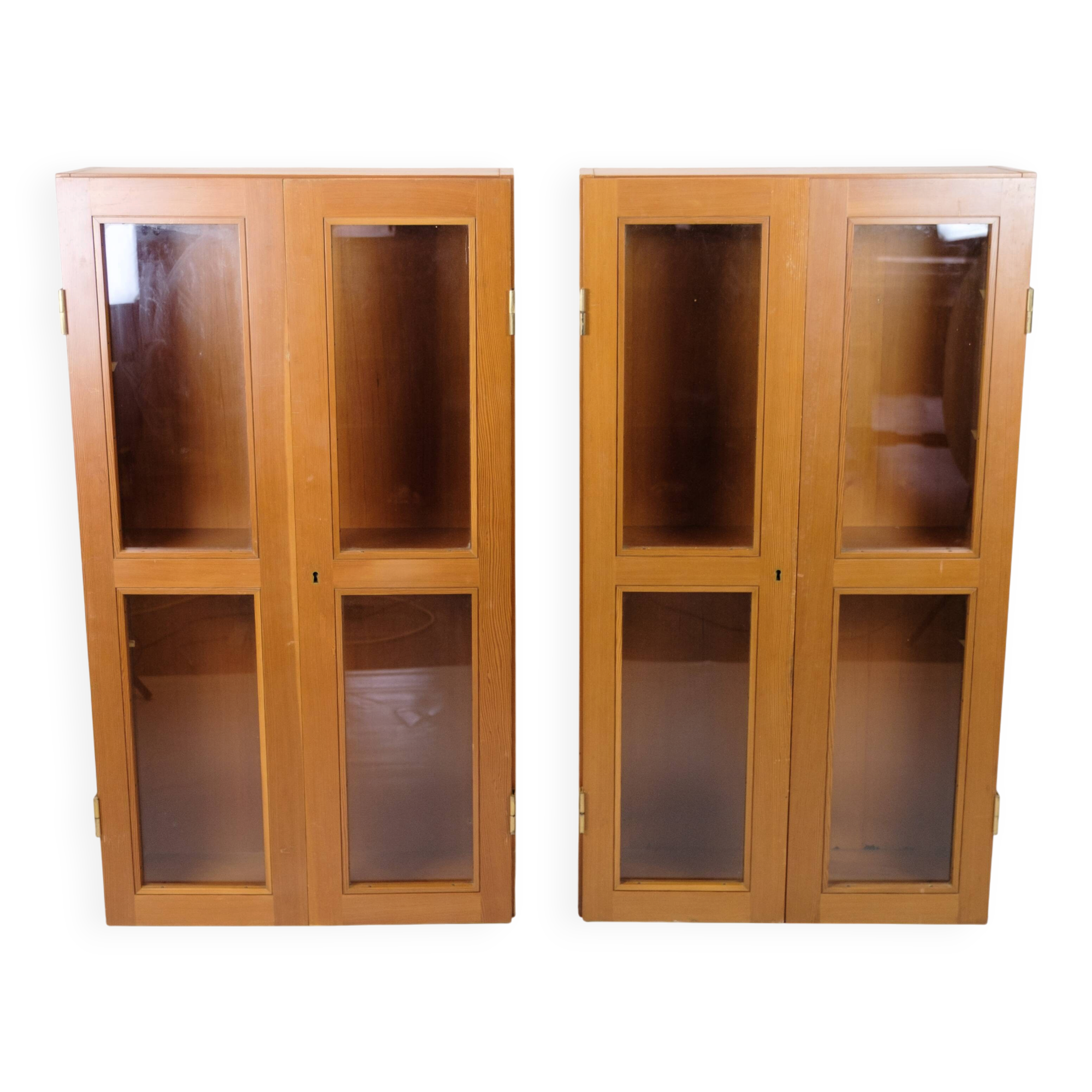 Set of two display cabinets - Oregon pine - Danish design - 1960s