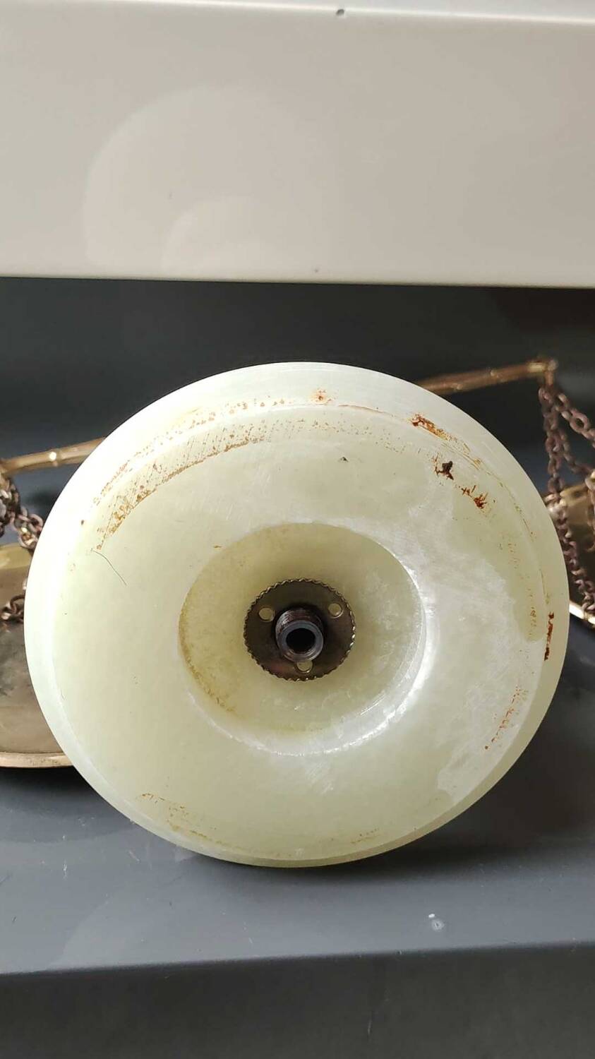 Old decorative Scales of Justice. Onyx, marble/brass. From the 50s. Dim 29 x 30 cm