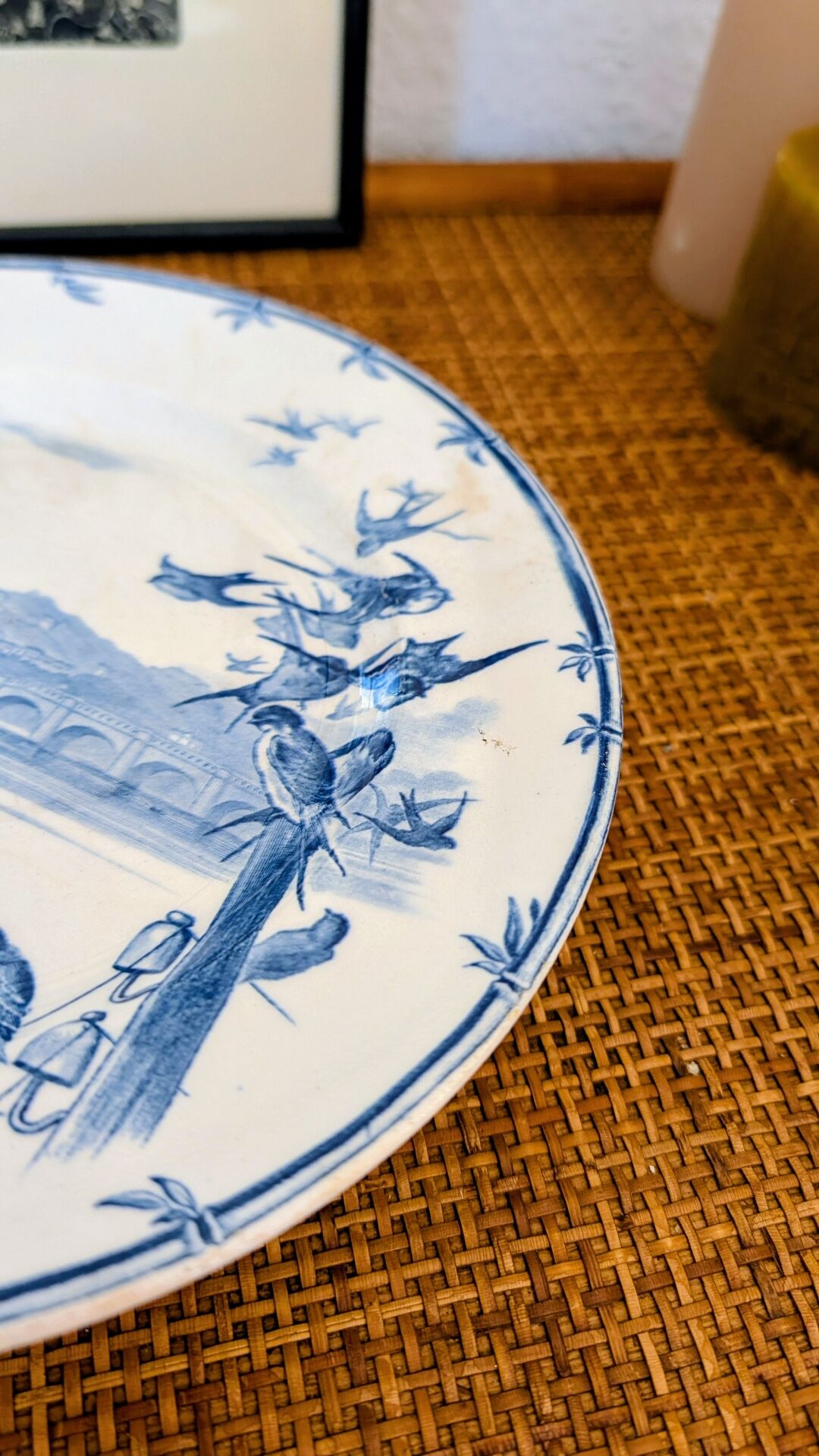 COMPOTE DISH "THE SWALLOWS"