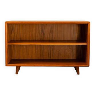 Mid-century low shelf in teak