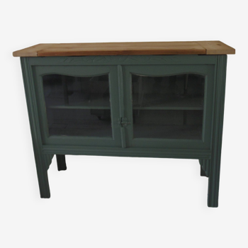 Console, sideboard, shallow display case sublimated in smoky green, wooden top.