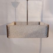 Suspension perspex carré et laiton doré 1960