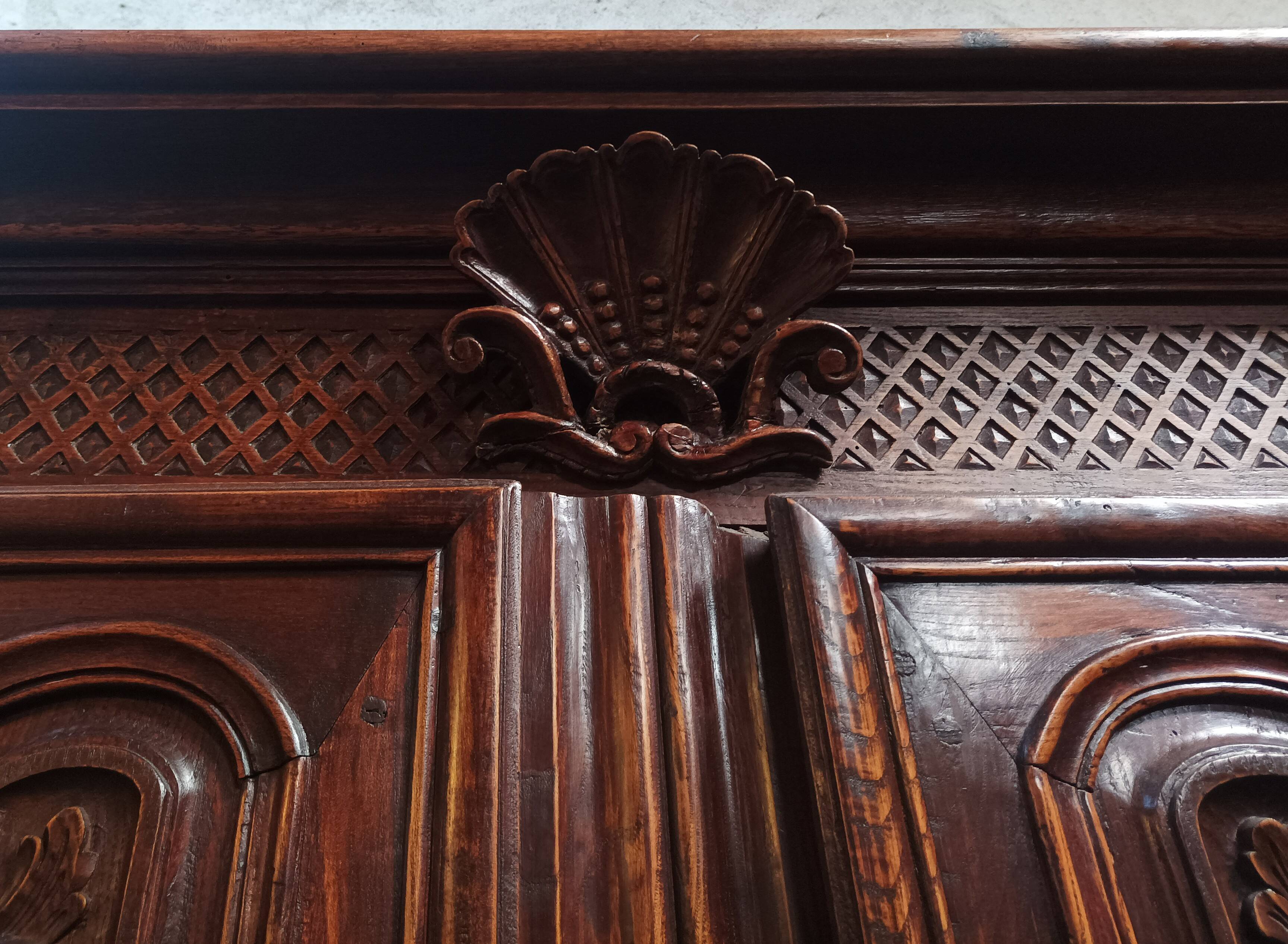 Armoire Renaissance en chêne