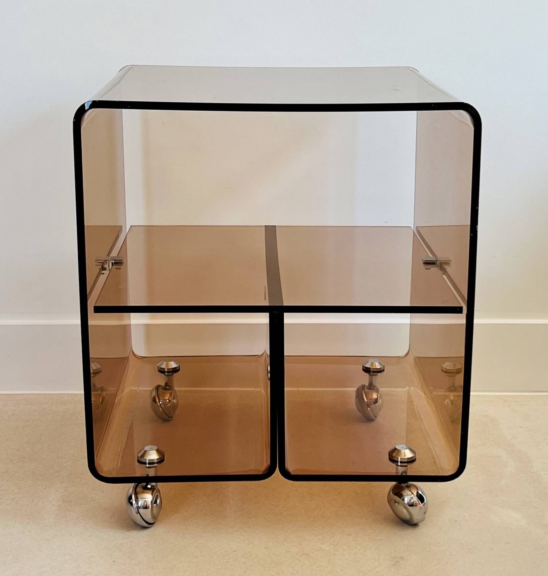 Cubic coffee table on casters in altuglas by Michel Dumas, France 1970