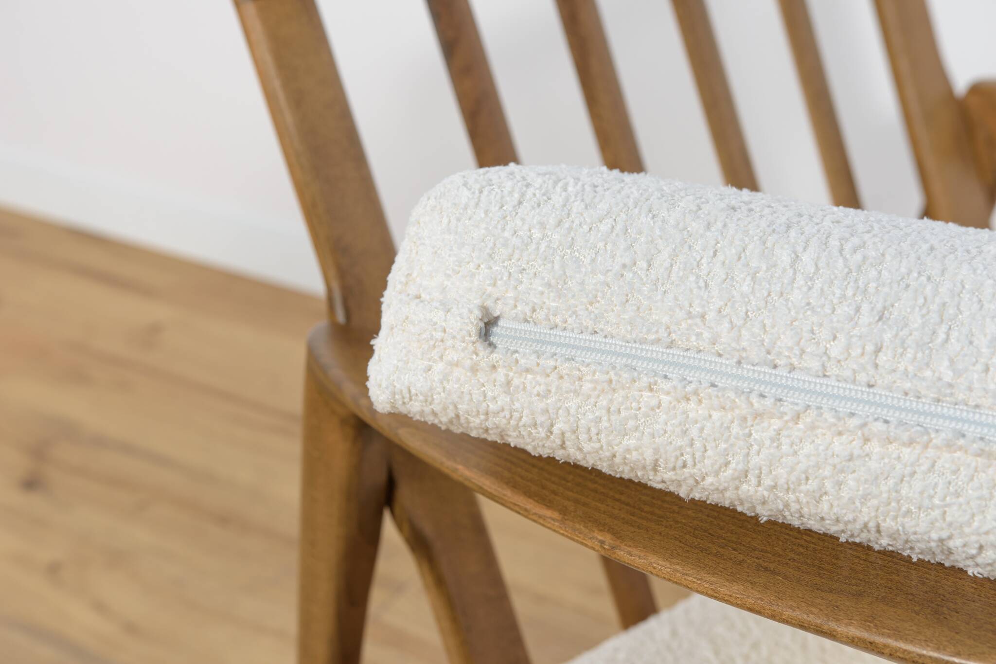 Mid-Century Model 300-139 Armchair from Swarzędz Factory, 1960s