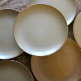 6 stoneware dessert plates from "Grés Village" in very good condition