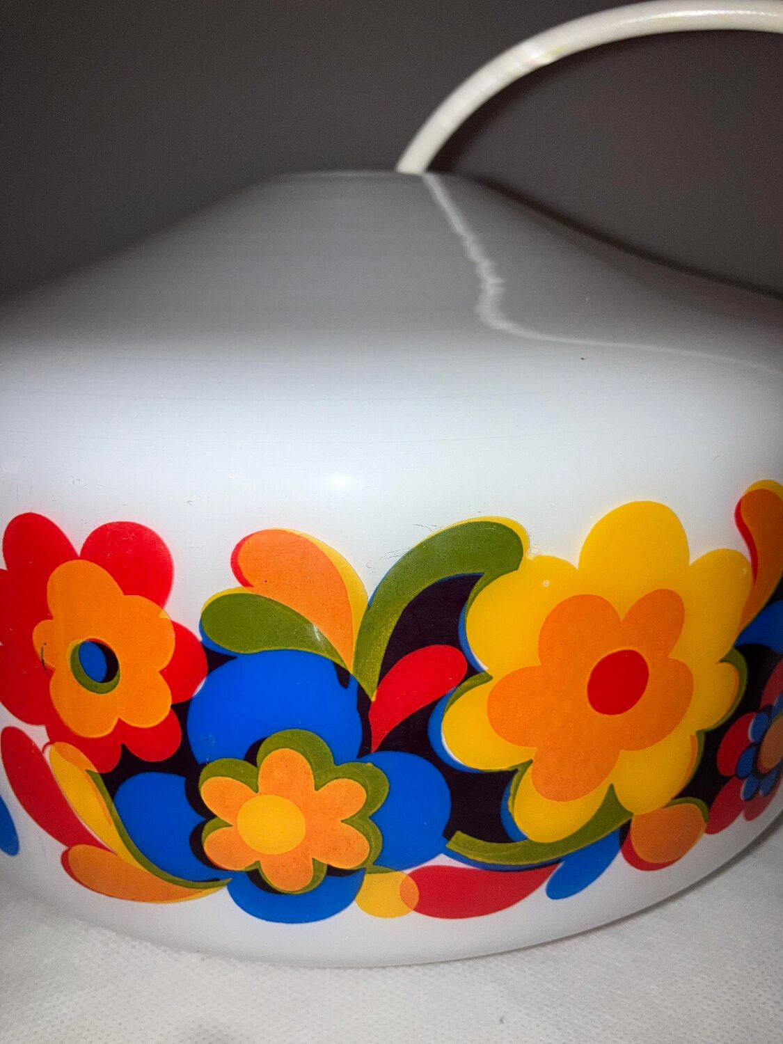 Suspension vintage opaline year 70 floral decoration