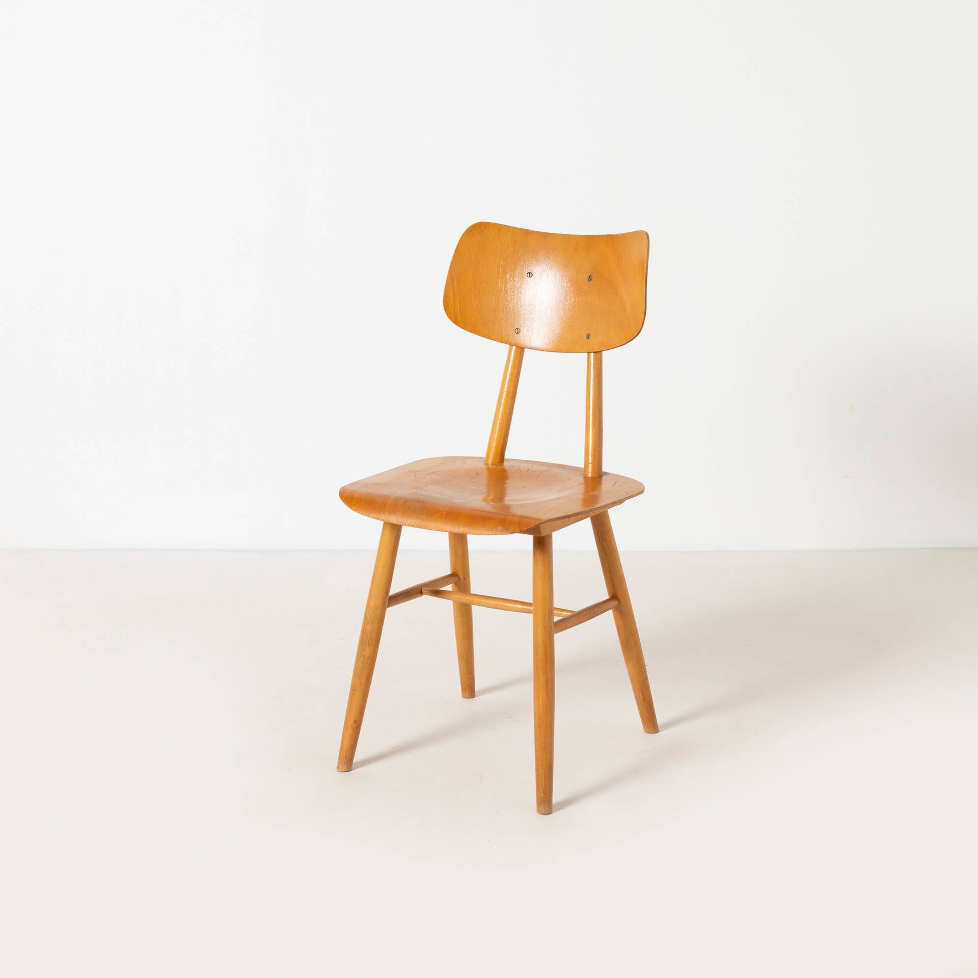 Midcentury dining chair from TON, beech and plywood, Czechoslovakia, 1960s