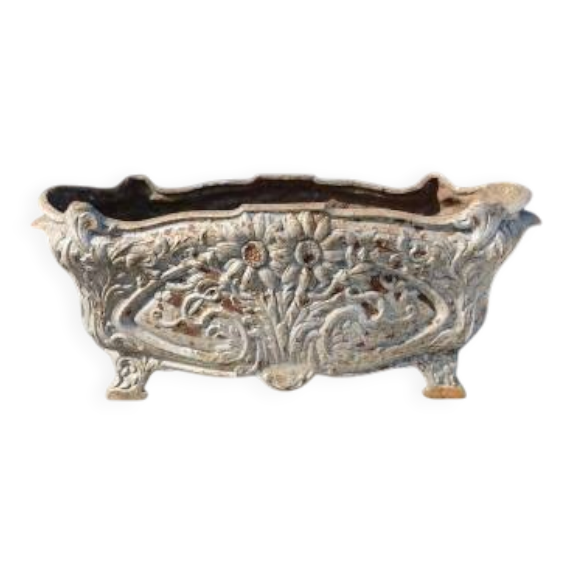 Cast iron planter from 1900 by the Charleville Mézières establishments.
