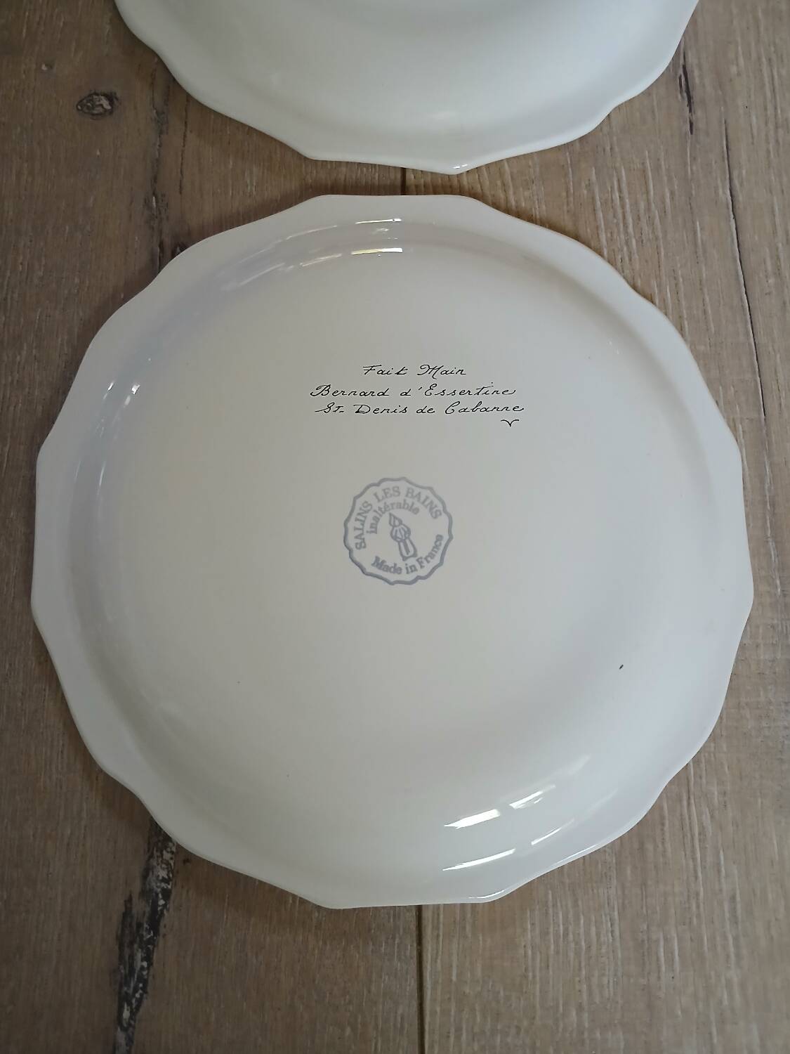 8 antique Salins dessert plates