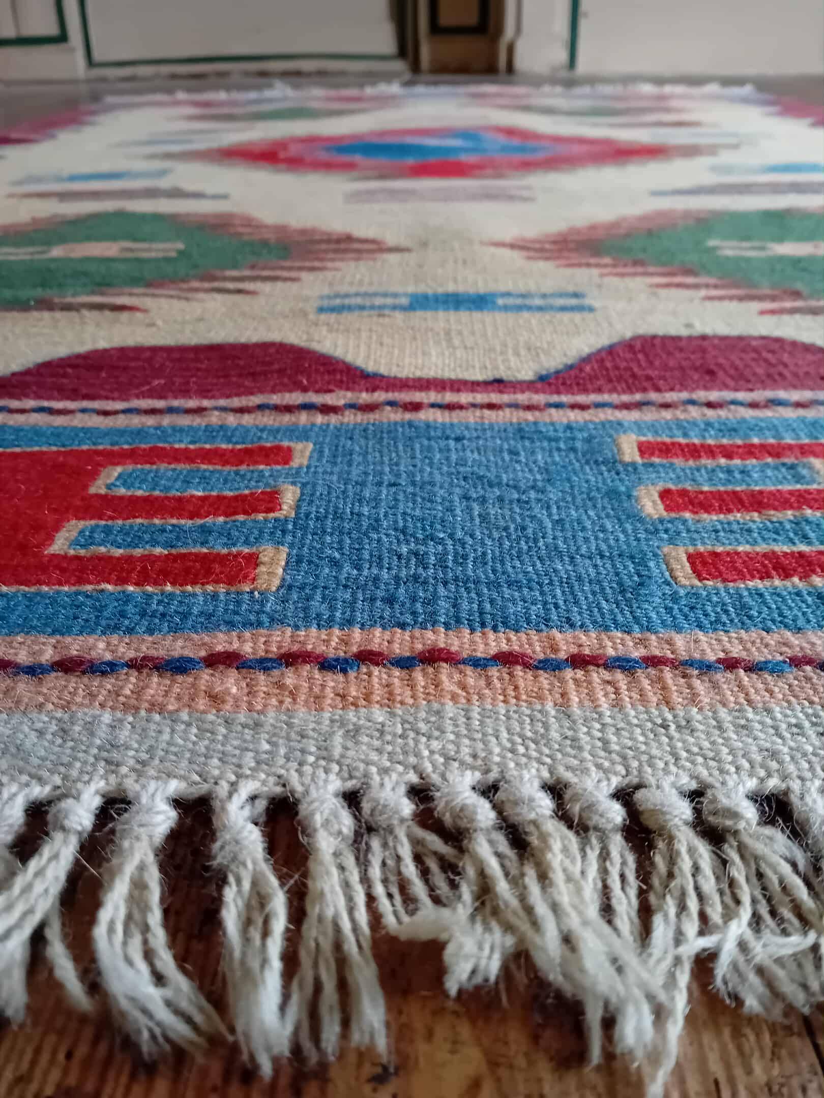 Handmade Anatolian Kilim 173x118cm