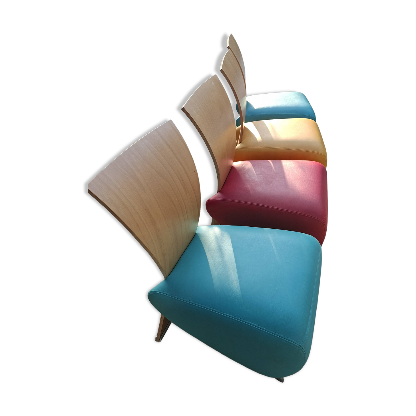 Bobo dolphin armchairs