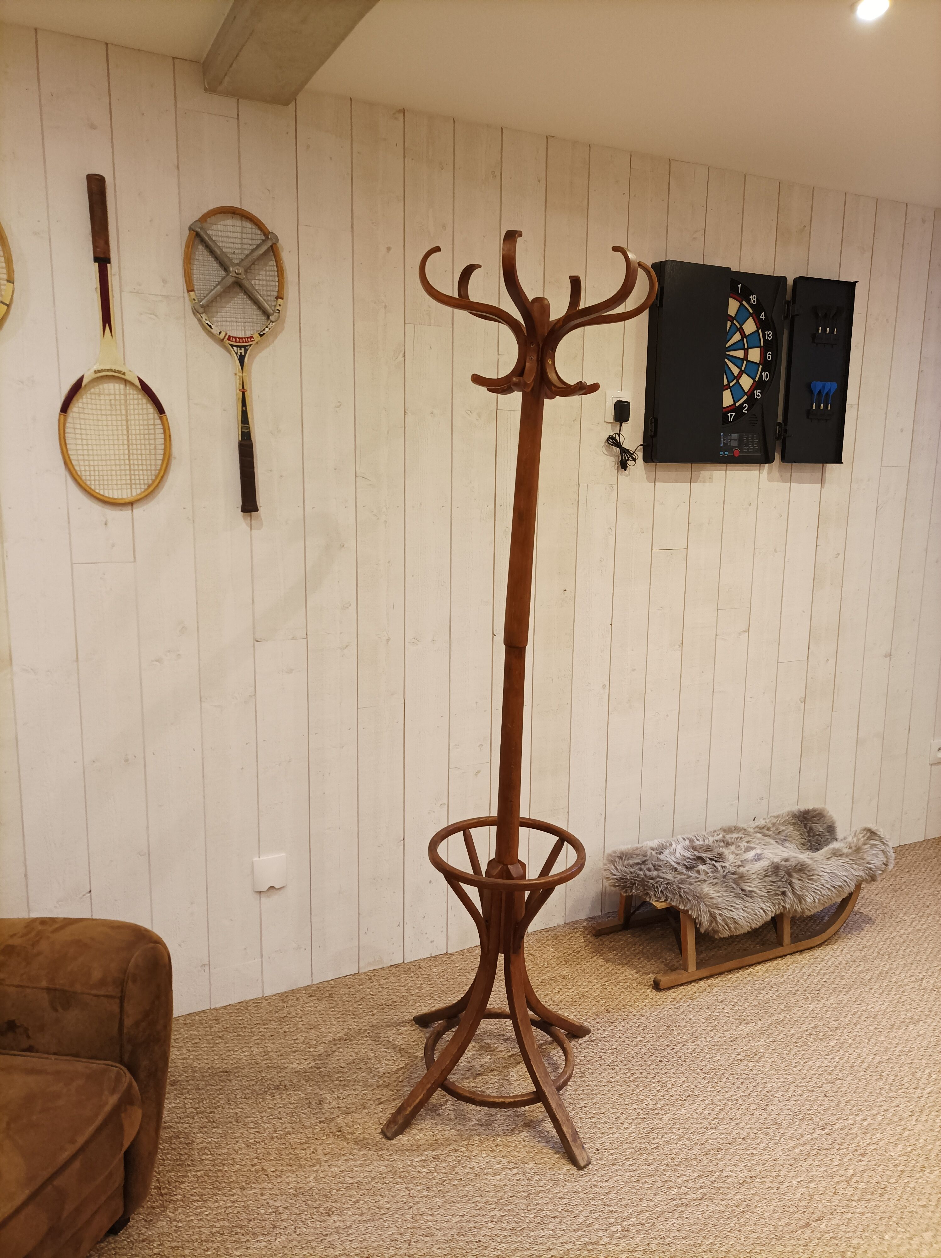 Coat rack