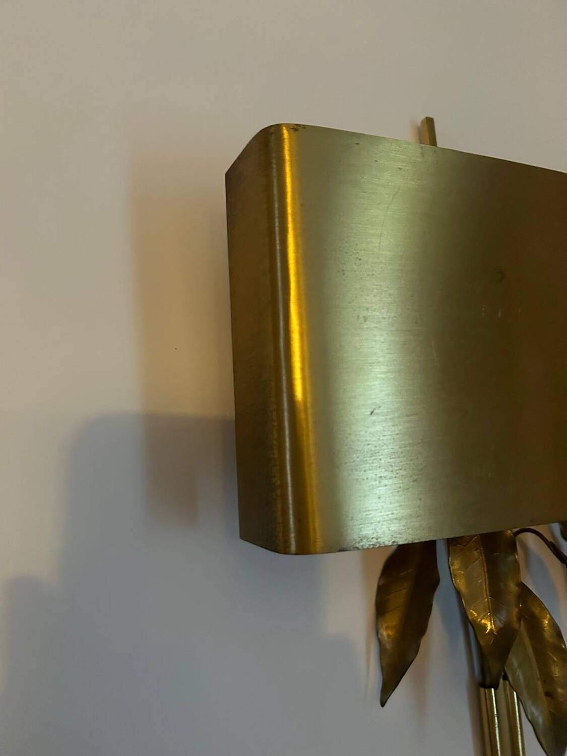 Wall lamp in Charles house style.