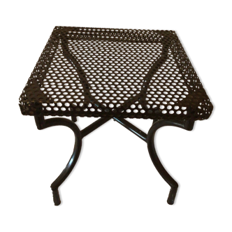 Square metal coffee table with hole