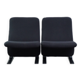 Set of 2 comfortable black vintage design armchairs
