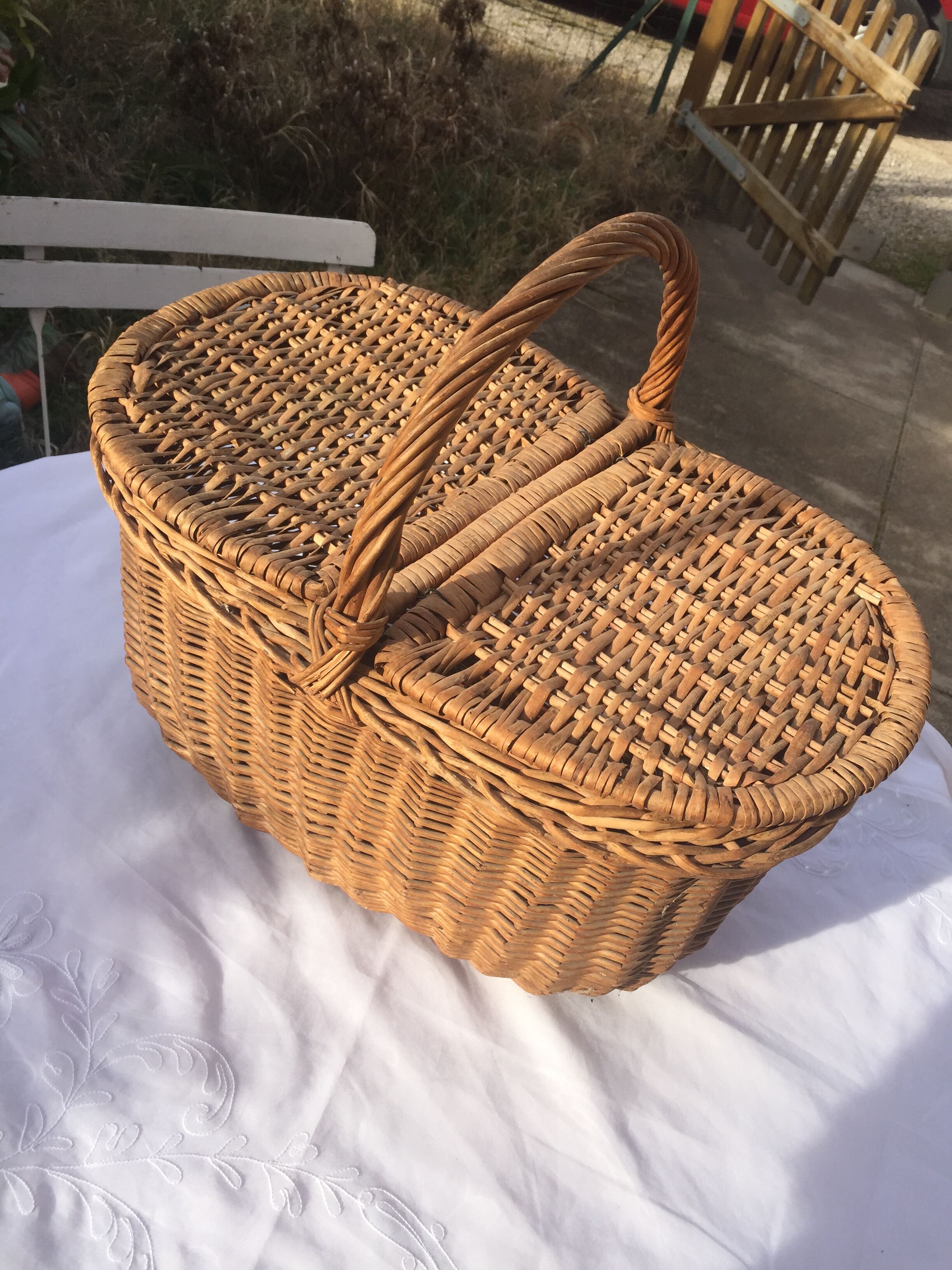 Wicker basket