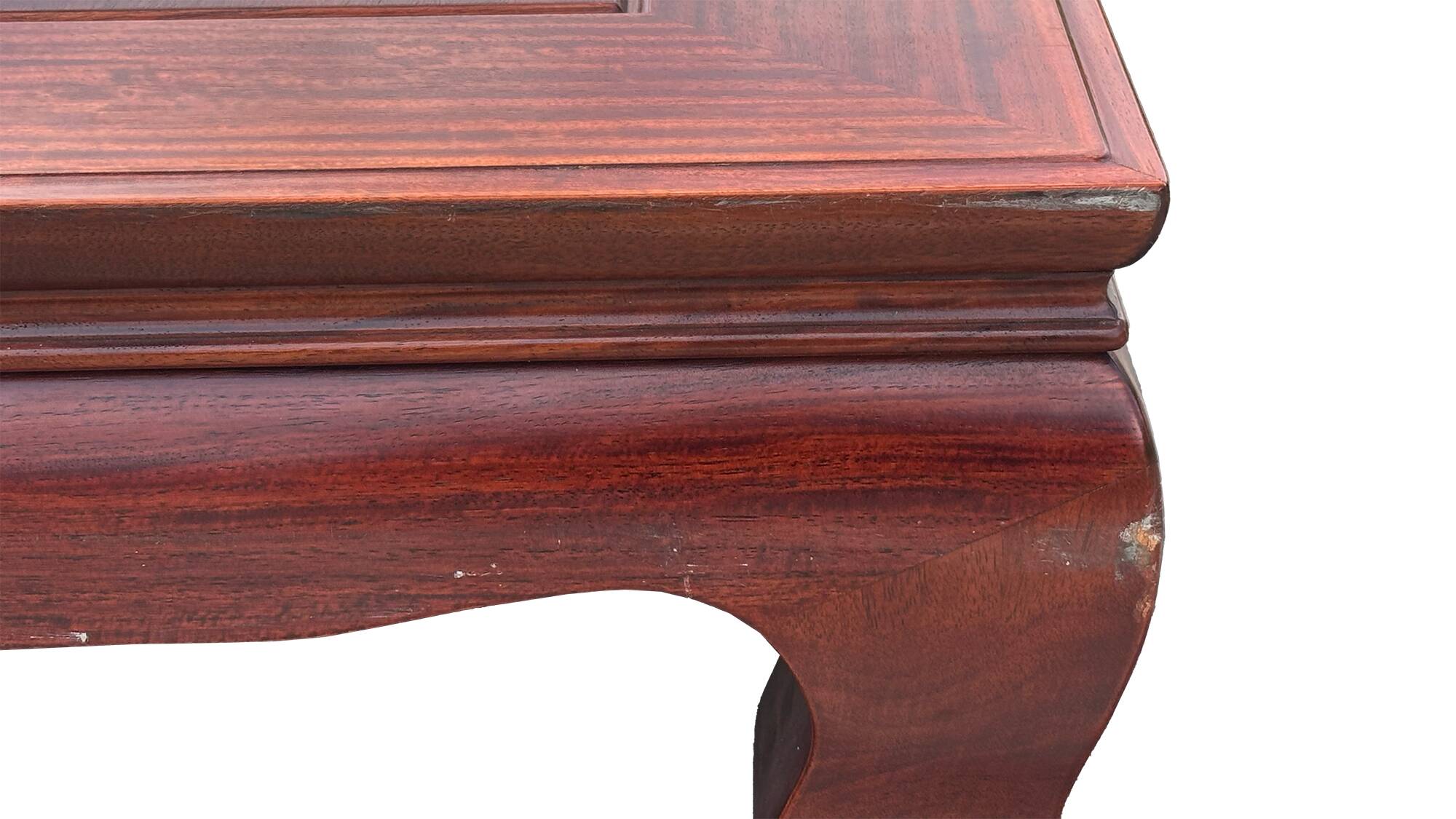 table in natural varnished quince wood