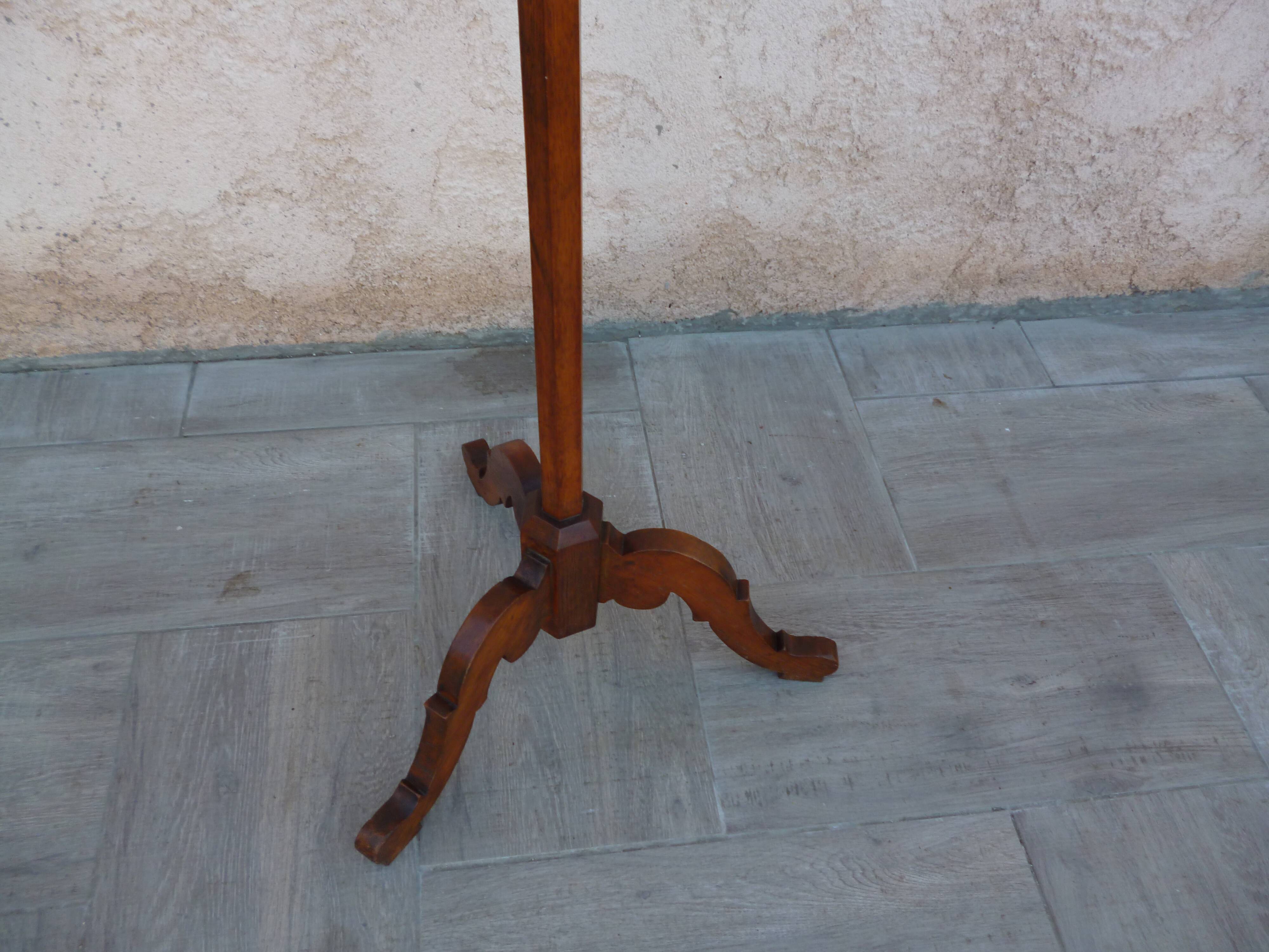 Wooden swivel double led with 19th century candlesticks
