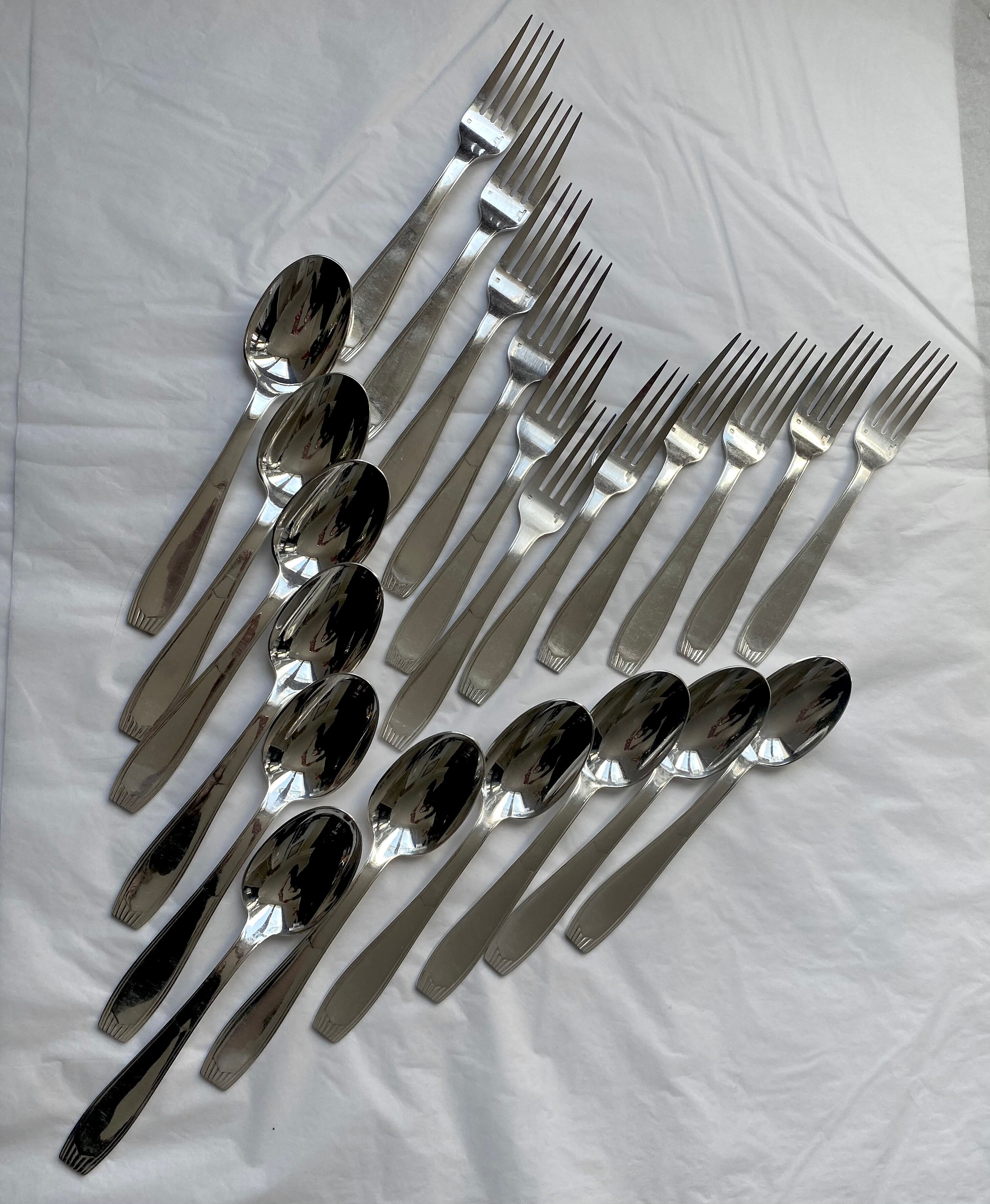 Christofle cutlery set - 11 fourchettes de table et 11 cuillères à soupe - Art déco - Métal argenté