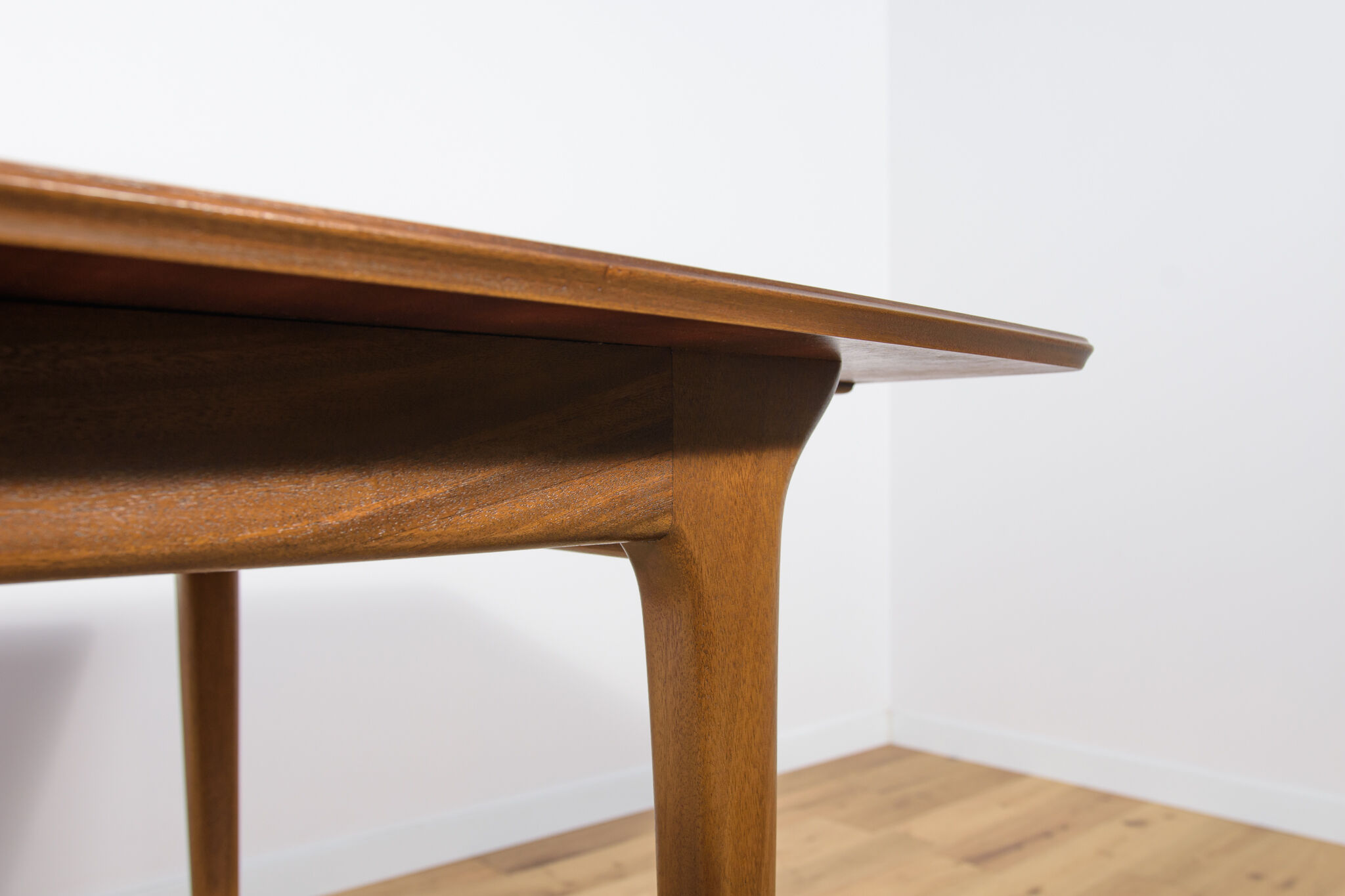 Mid-Century Teak Extendable Dining Table from McIntosh, 1960s