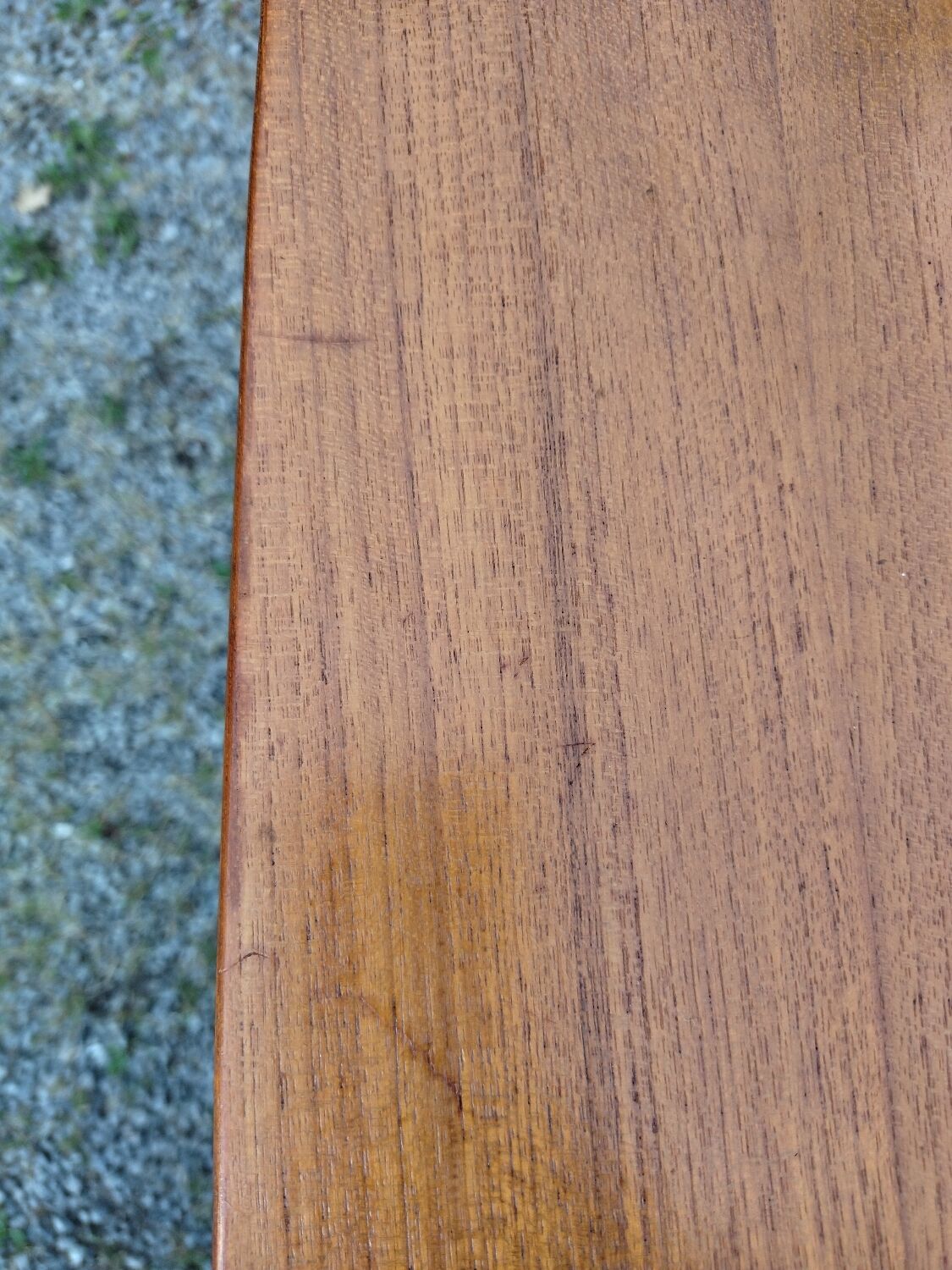 Scandinavian table with extensions