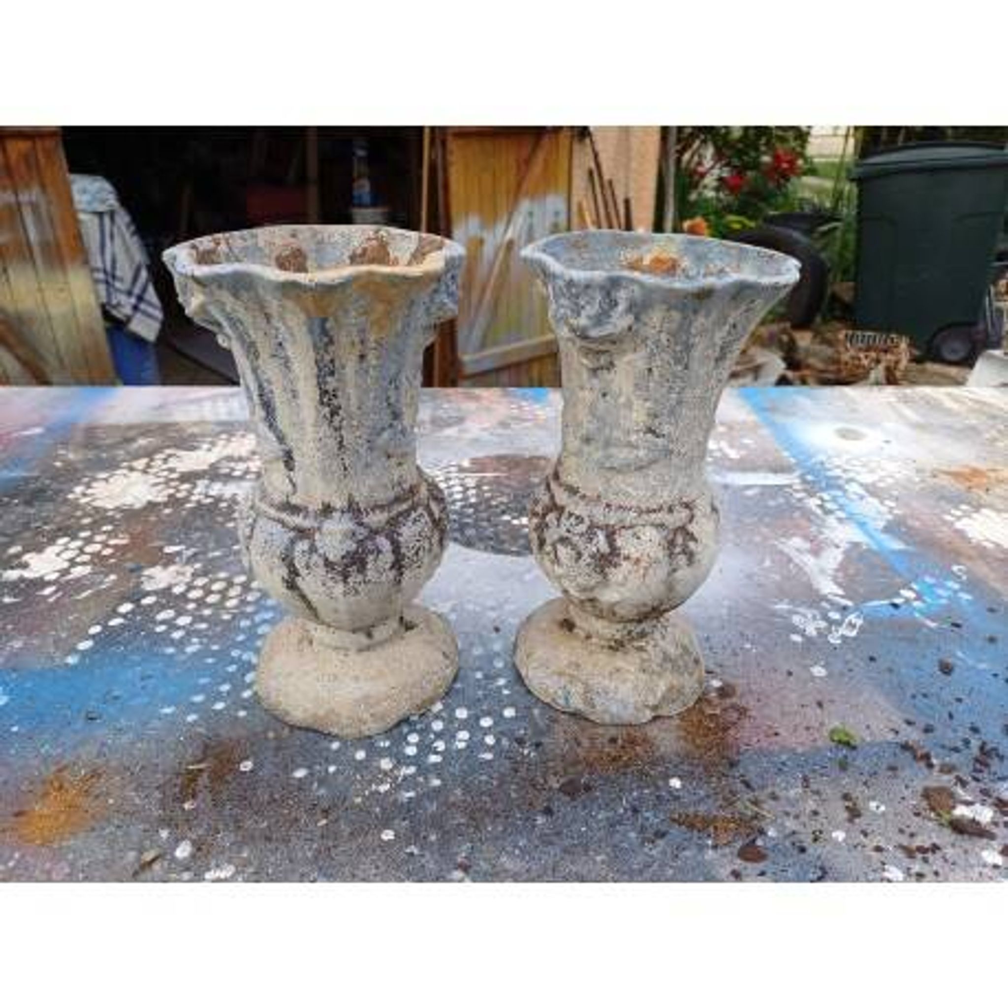Pair of cast iron vases from 1900 from Charleville-Mézières