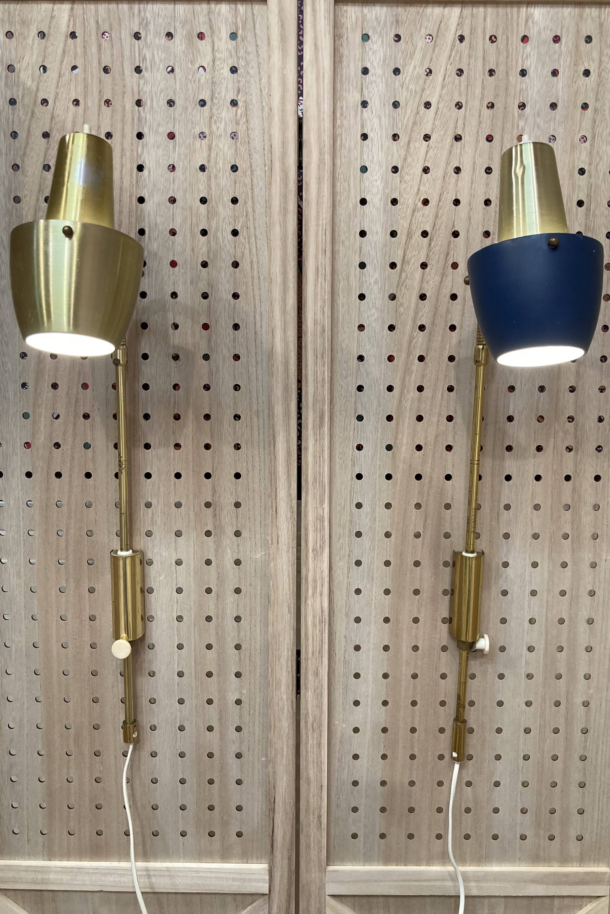 PAIRE D'APPLIQUES 1950 DESIGN SCANDINAVE.