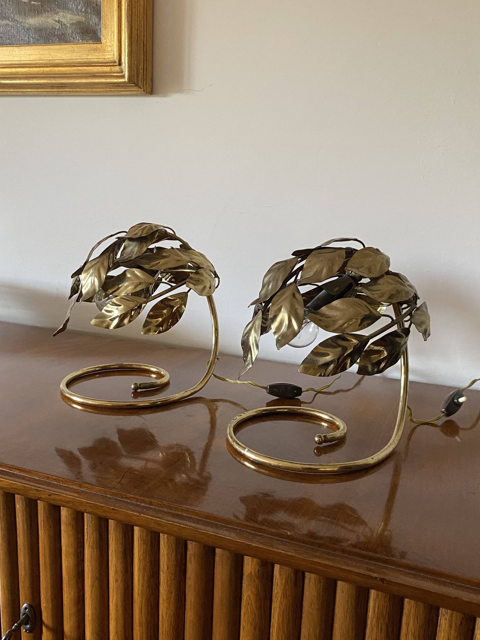 Hollywood regency set of 2 brass leaves table lamps, Bottega Gadda Italy, 1970s