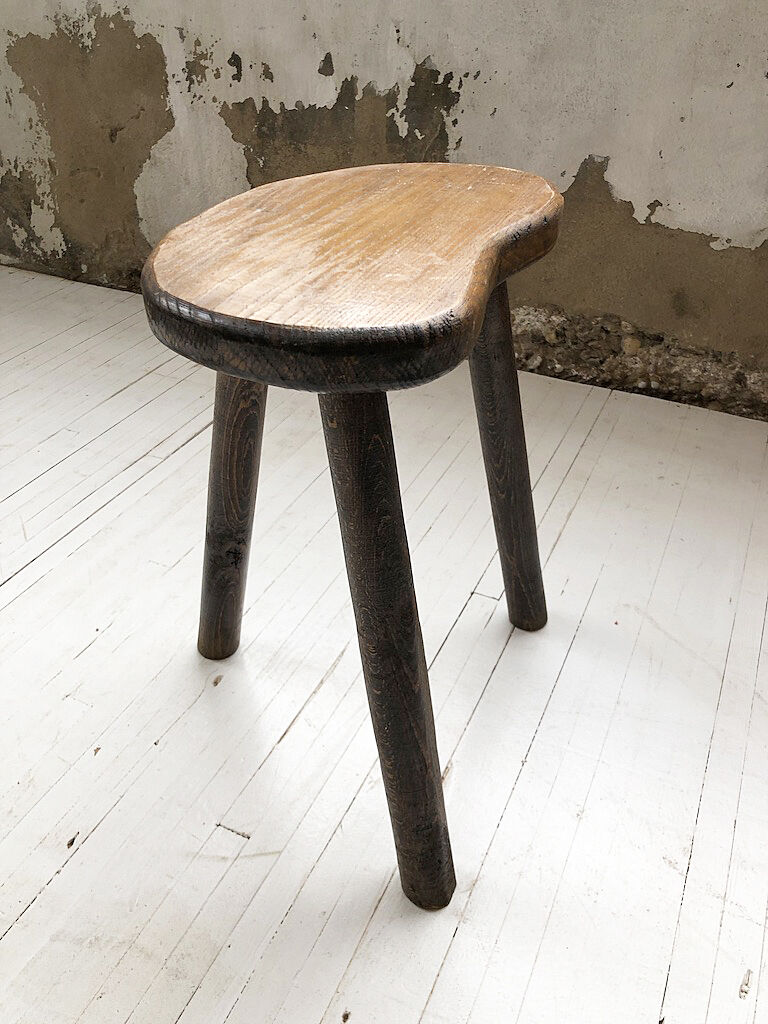 Handcrafted oak bean-shaped stool