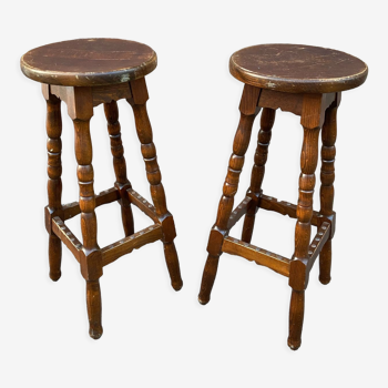 2 vintage bar stools