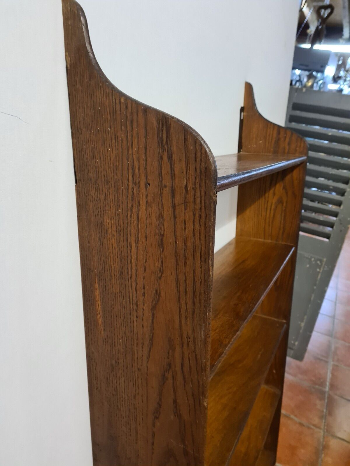 Oak wall bookcase shelf