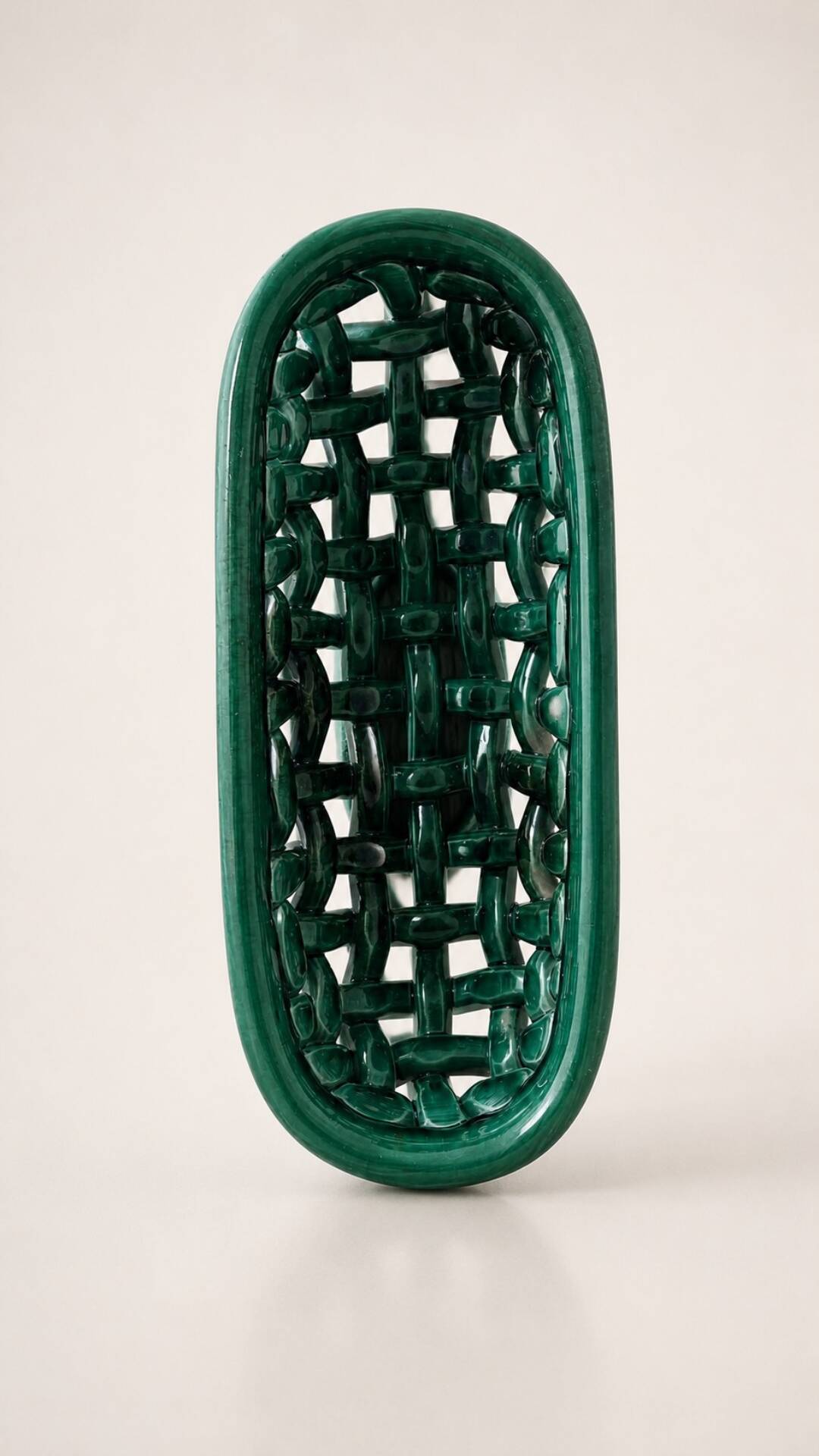Green ceramic basket signed Idlas