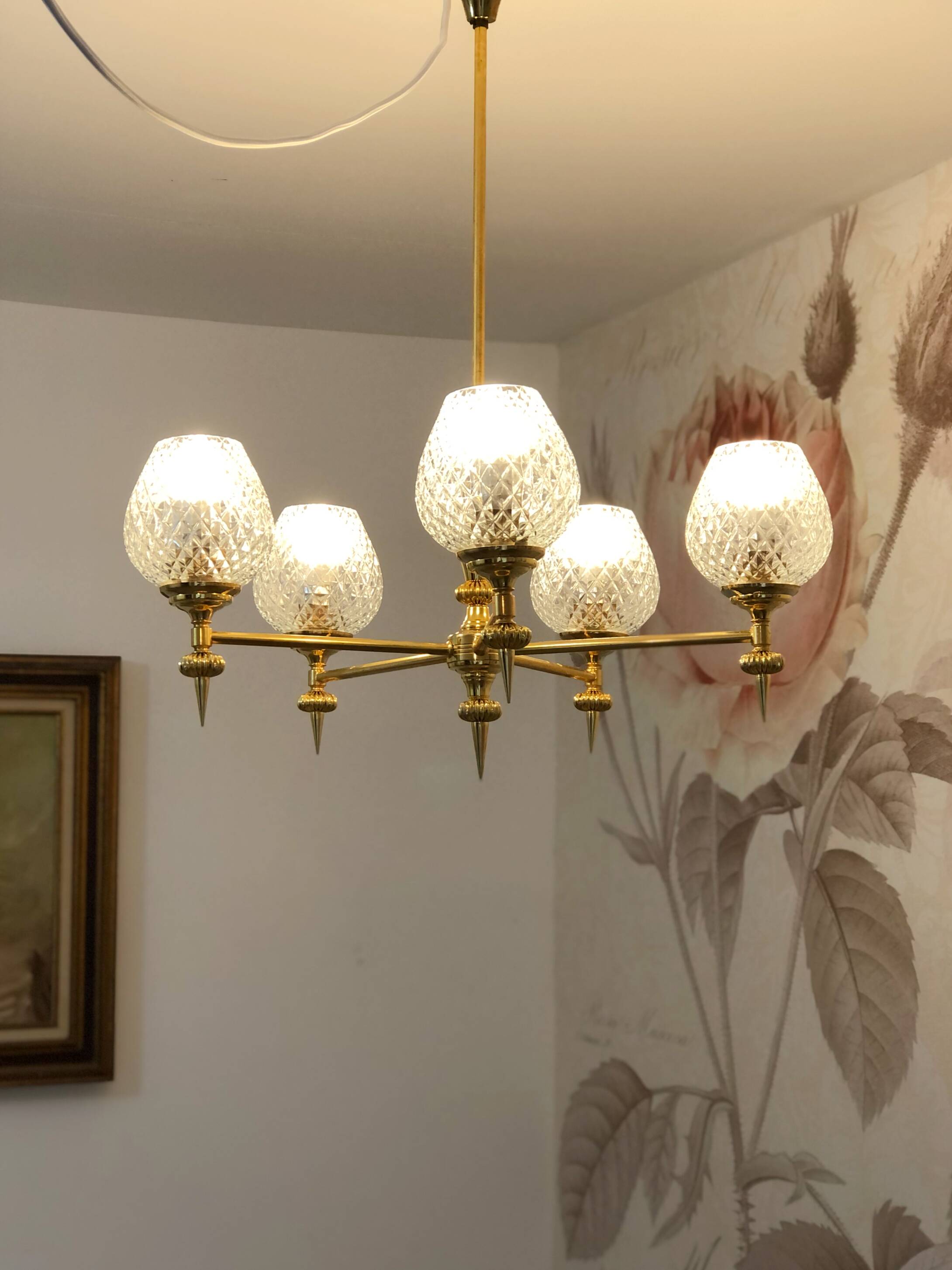 Vintage 5-light chandelier in glass and brass