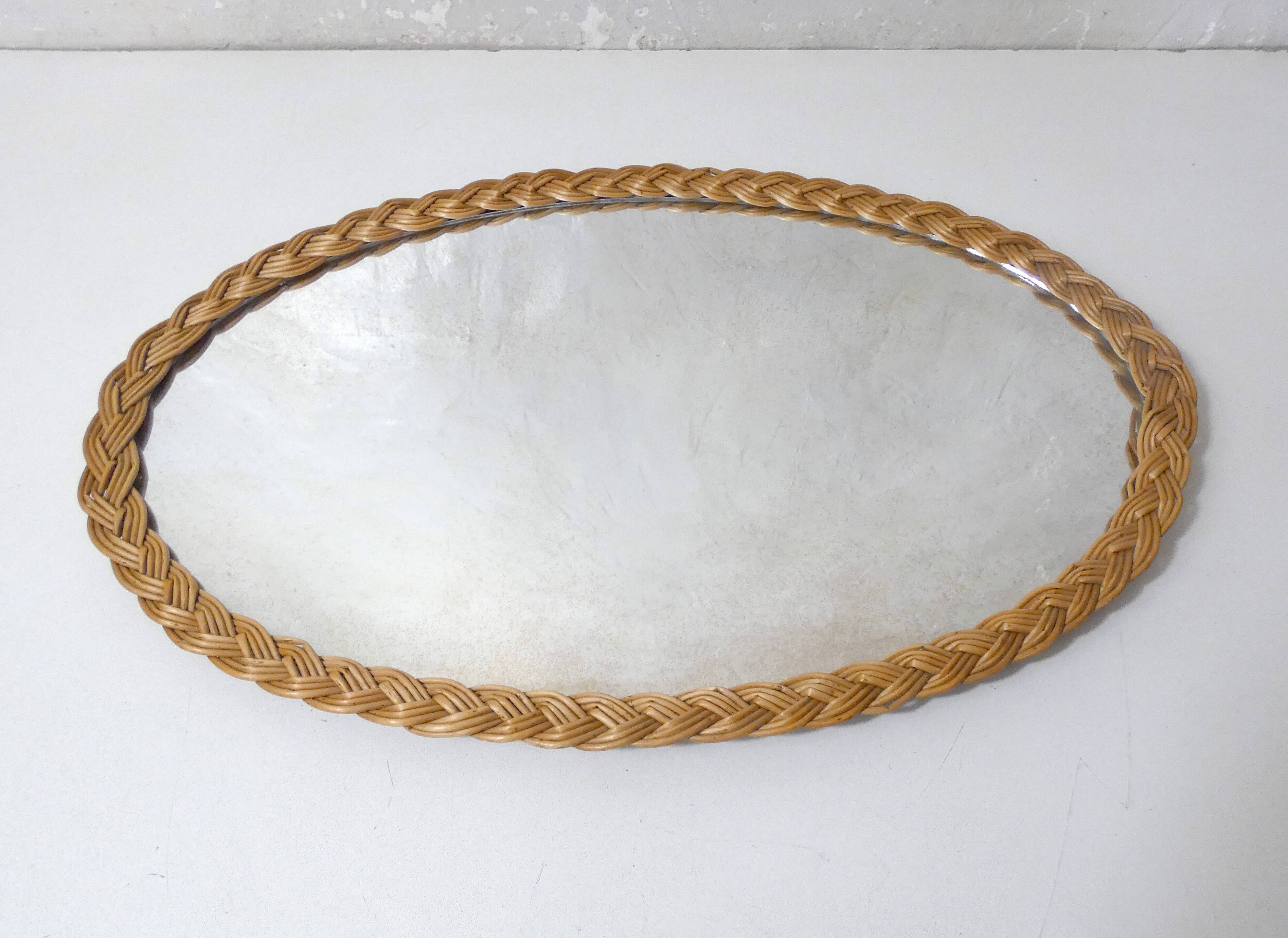 miroir en rotin