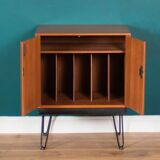 Armoire à disques rétro en teck des années 1960 sur pieds en épingle à cheveux