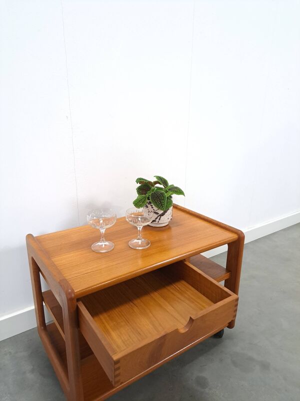 Chariot audio en teck danois avec tiroir meuble TV vintage