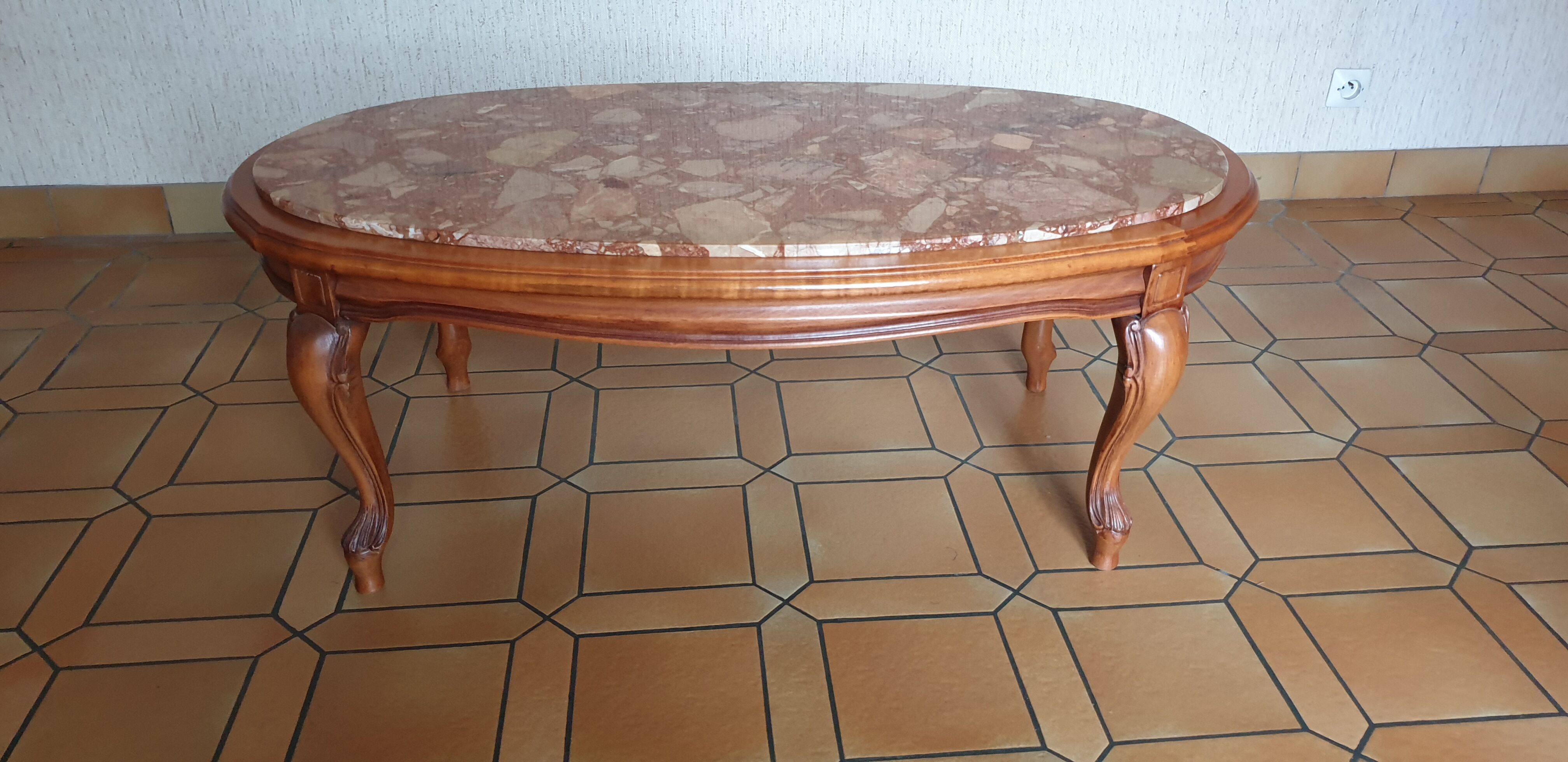 Marble coffee table pink