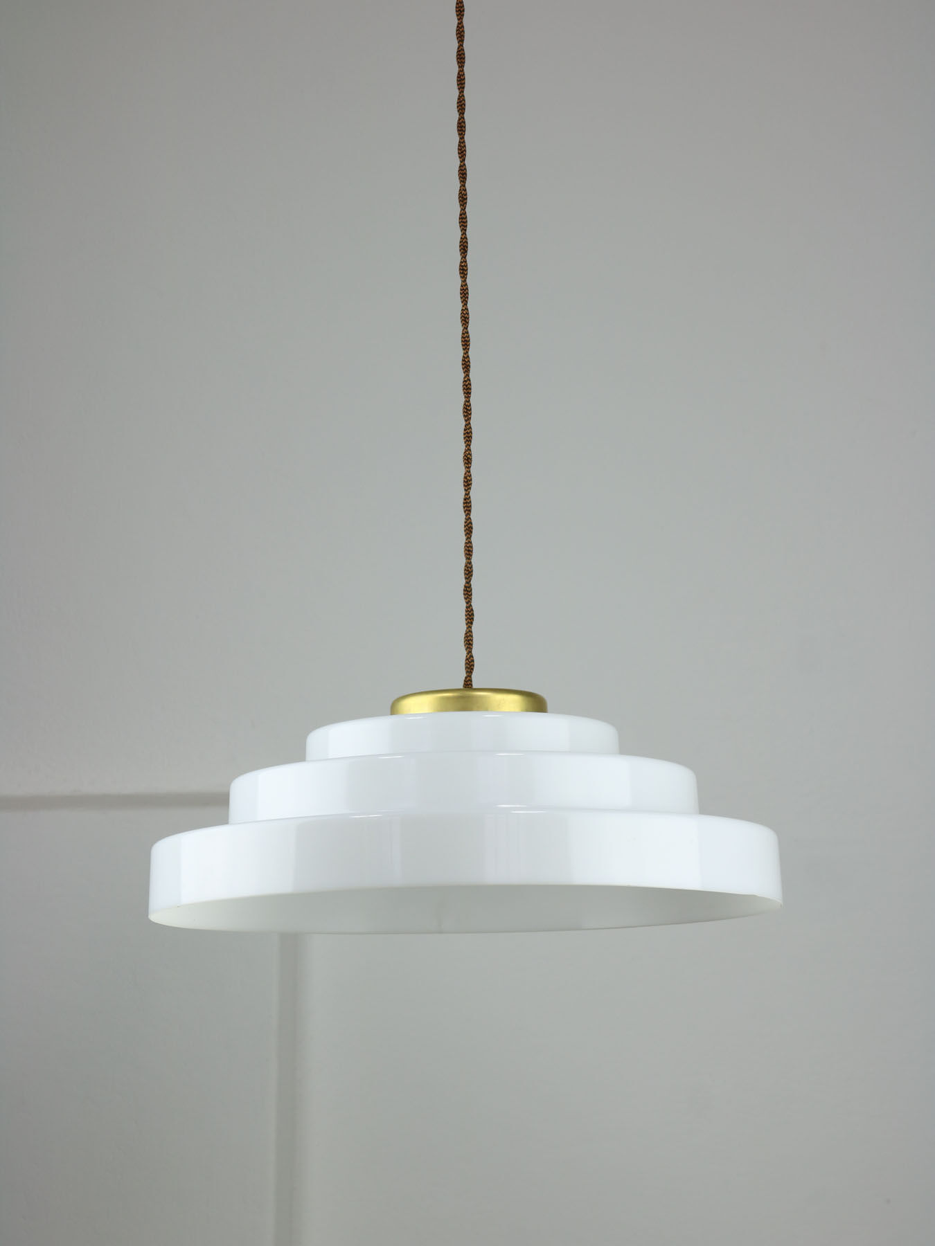 Mid-century cascade brass and plexiglass pendant lamp