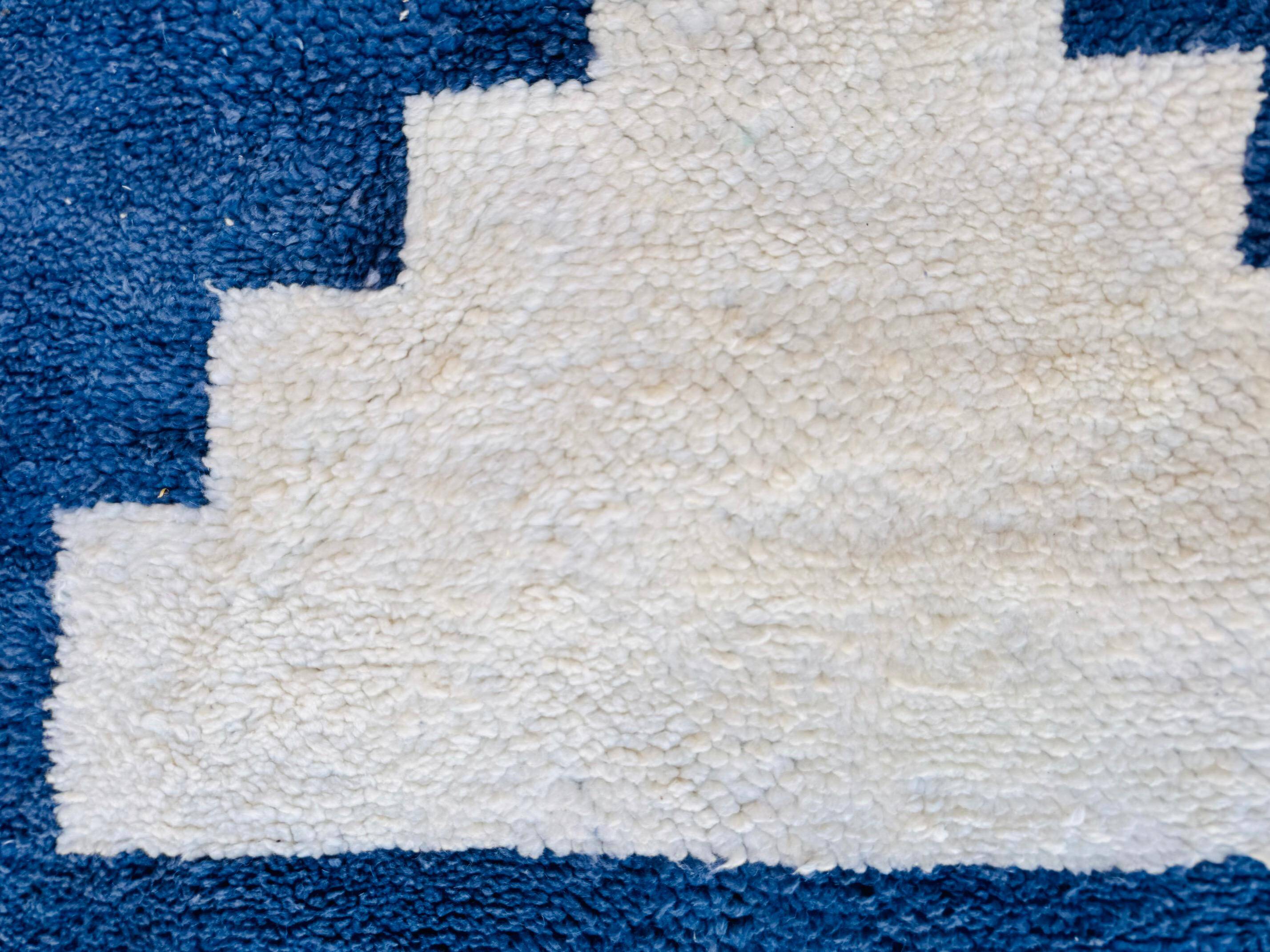 Traditional Moroccan rug, natural wool, 3 x 2 m.