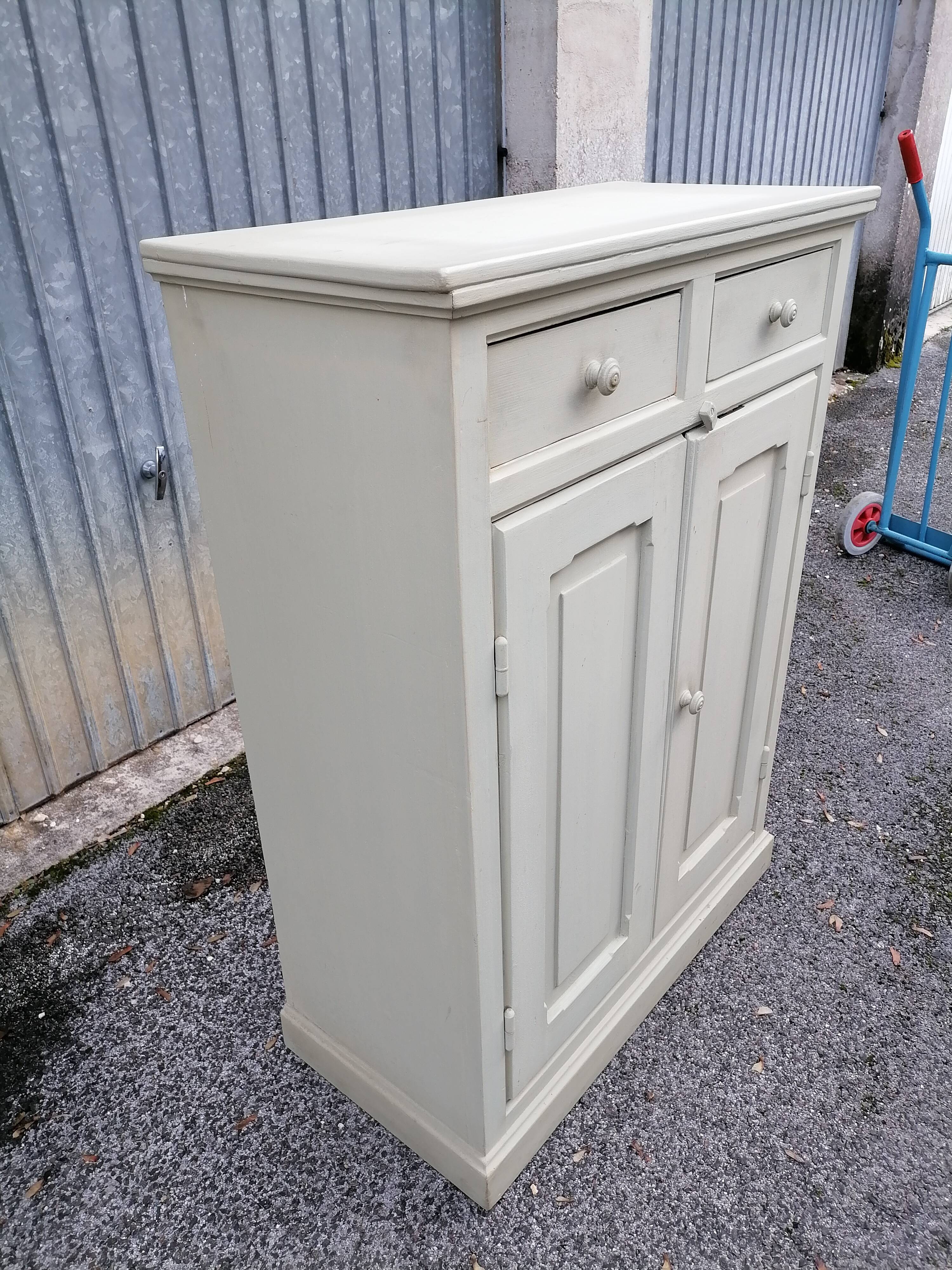 Parisian furniture years 60