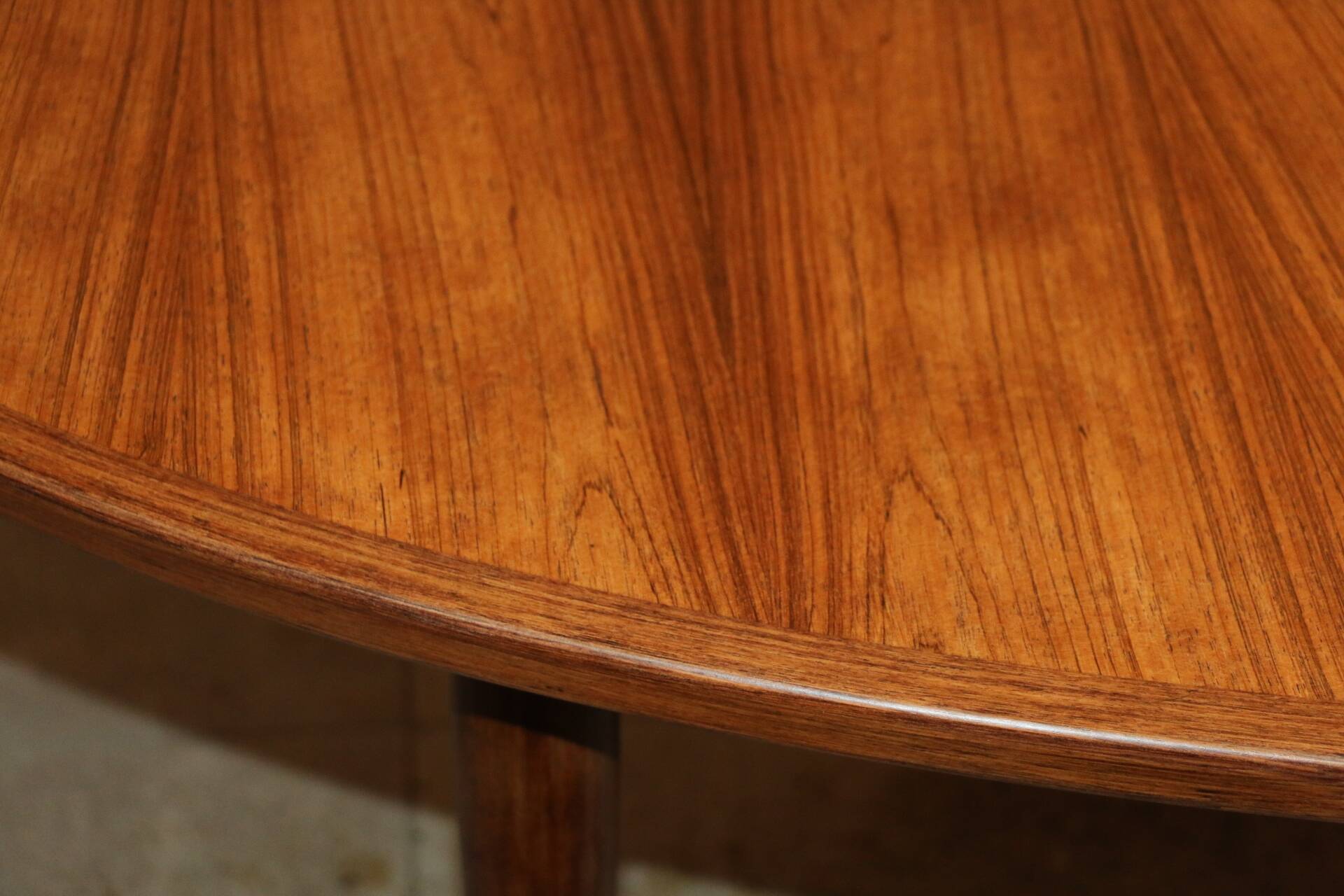 Arne Vodder rosewood table for 6/10 people