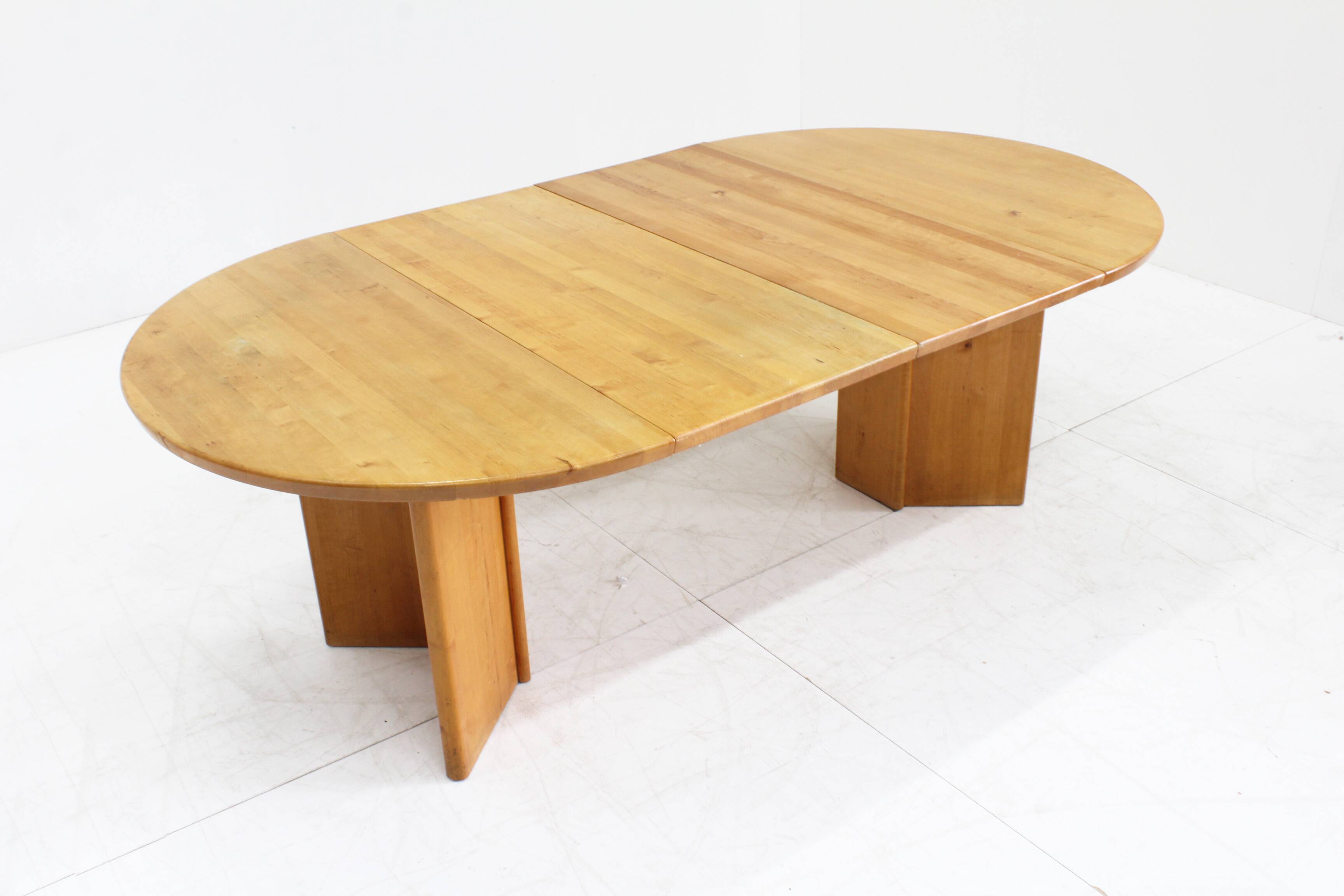 Table à manger ronde extensible vintage danoise en bois massif