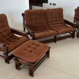 Canapé, deux fauteuils et un ottoman scandinaves, années 60