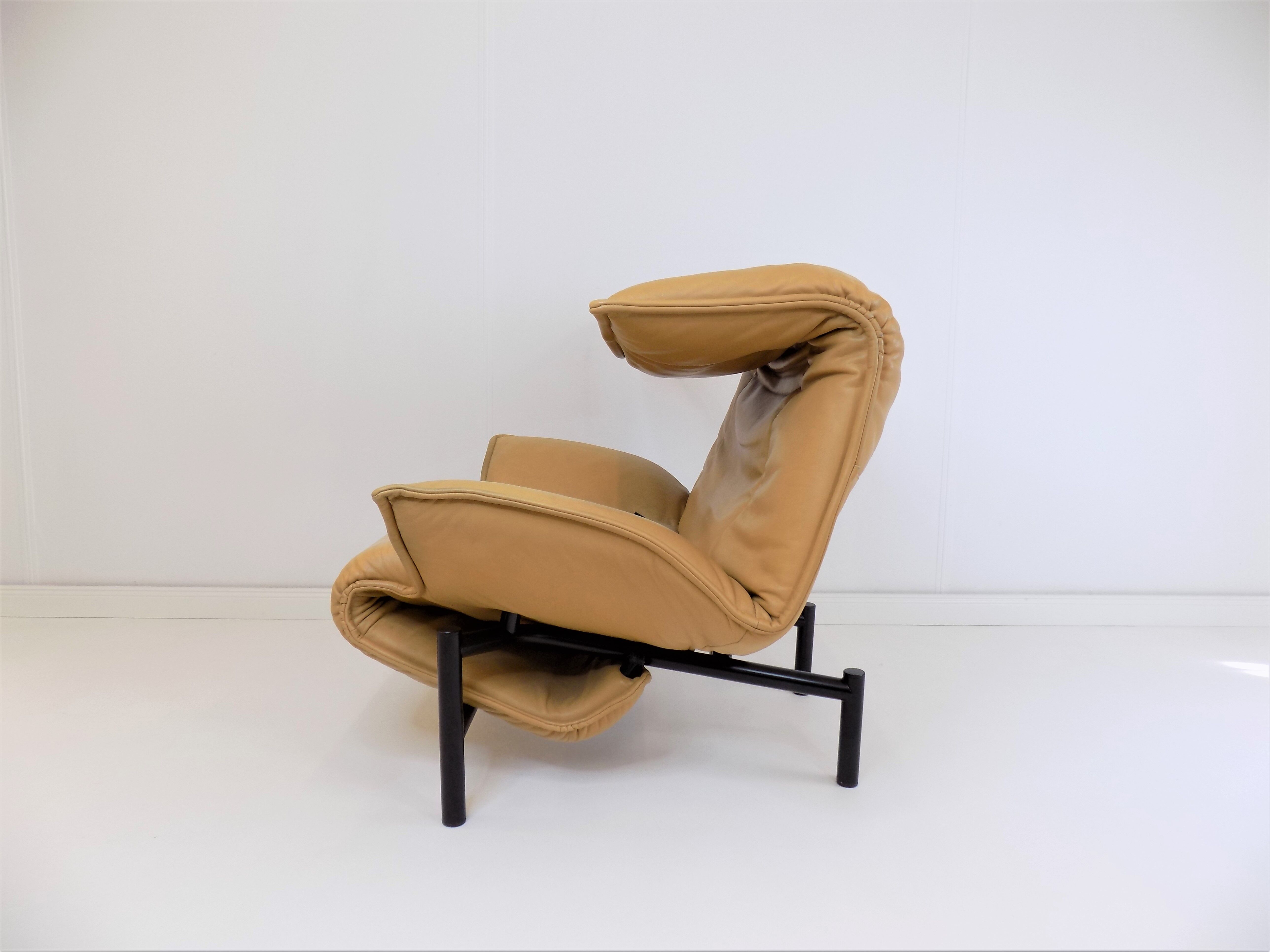 Cassina Veranda leather armchair by Vico Magistretti
