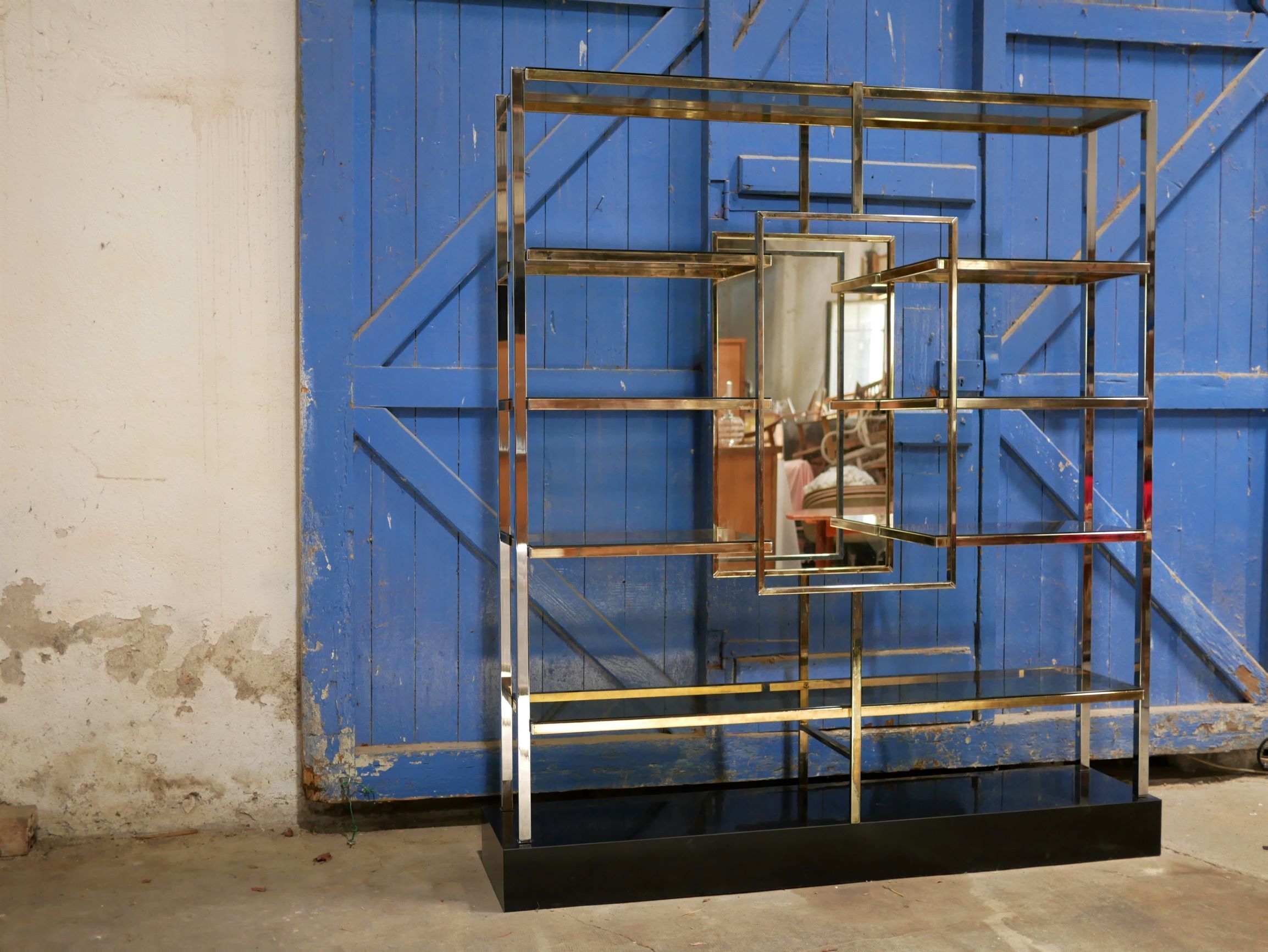 Vintage shelf library by Kim Moltzer