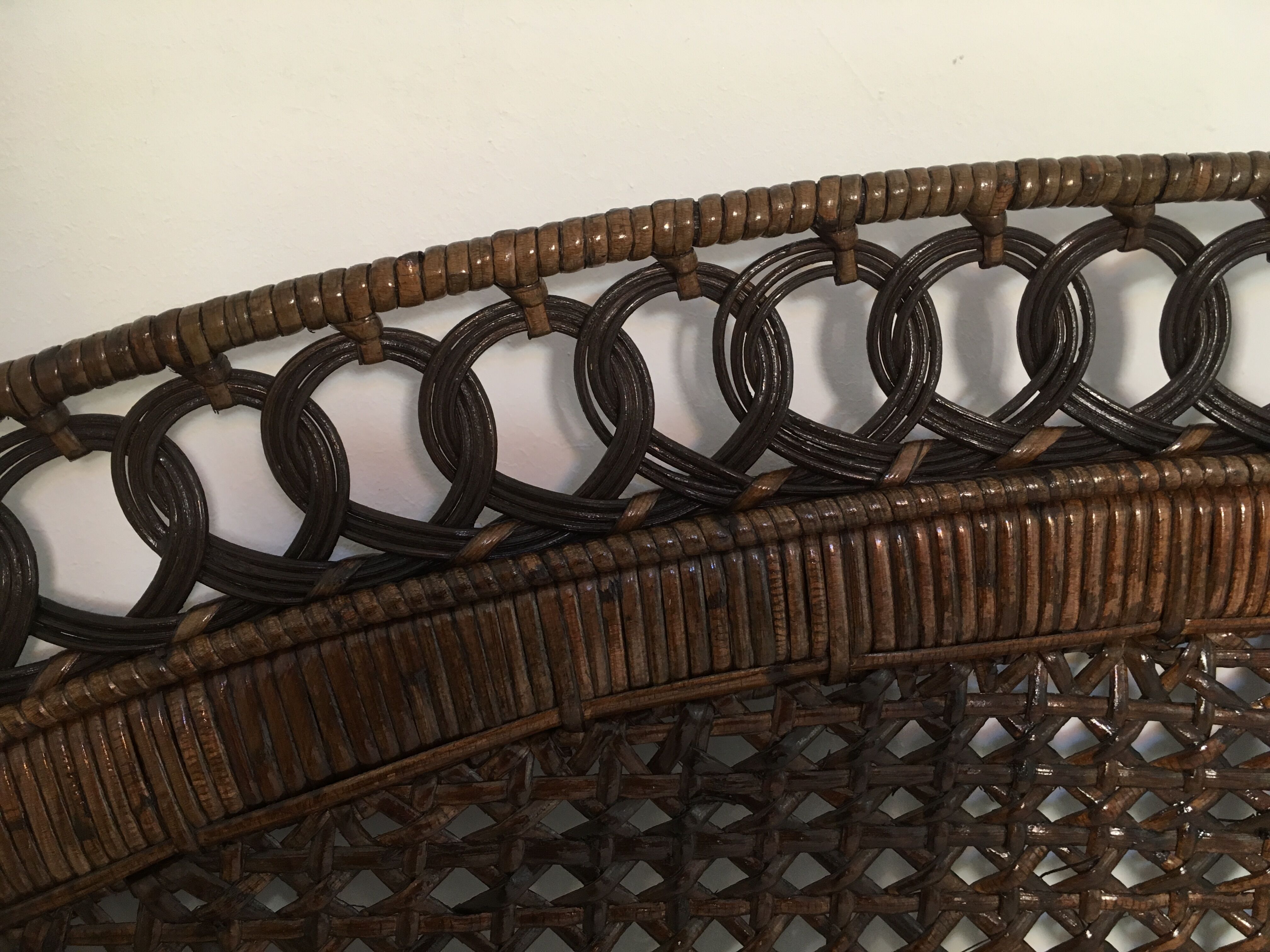 Bohemian headof in peacock rattan