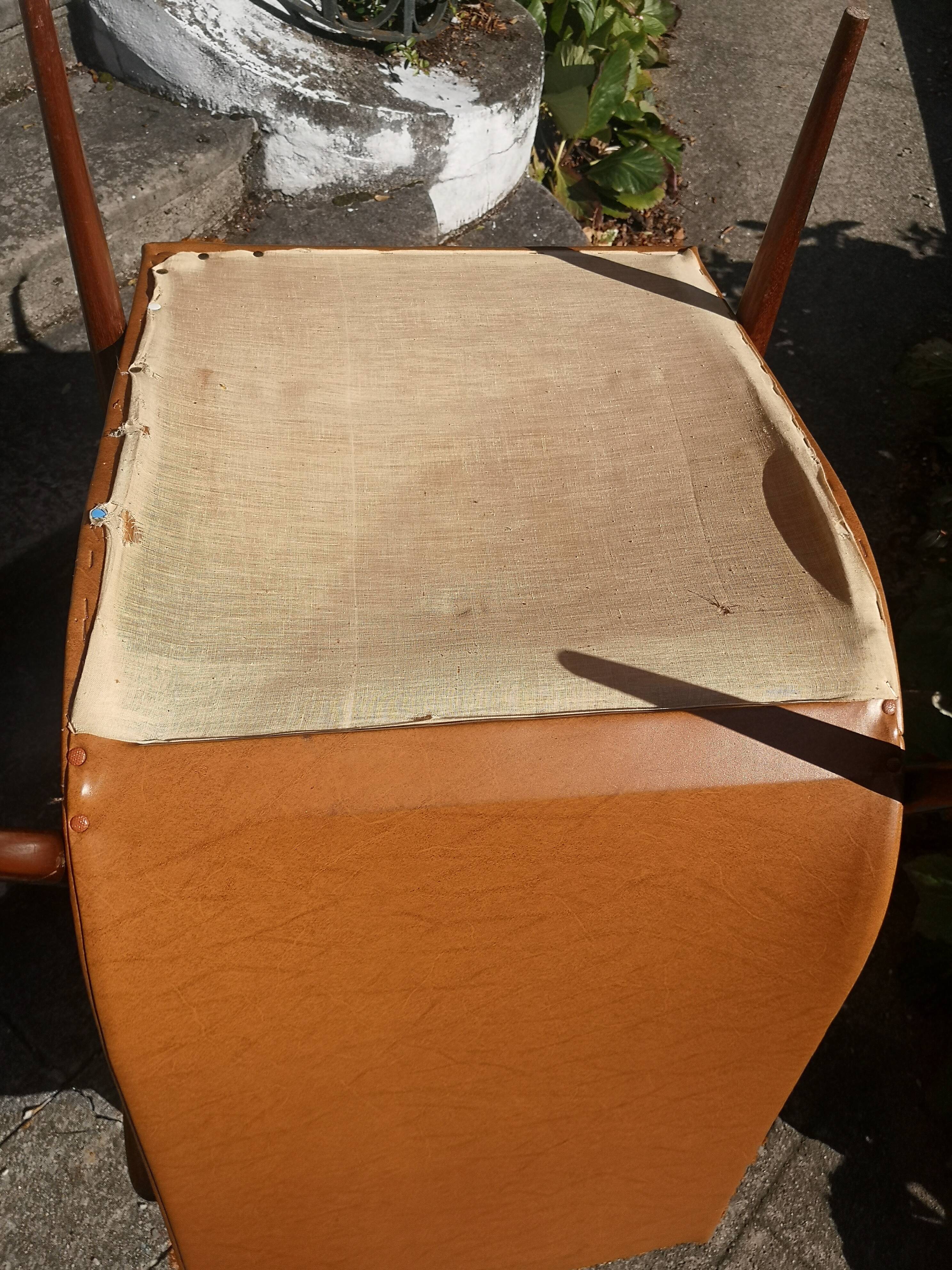 Pair of scandinavian armchairs