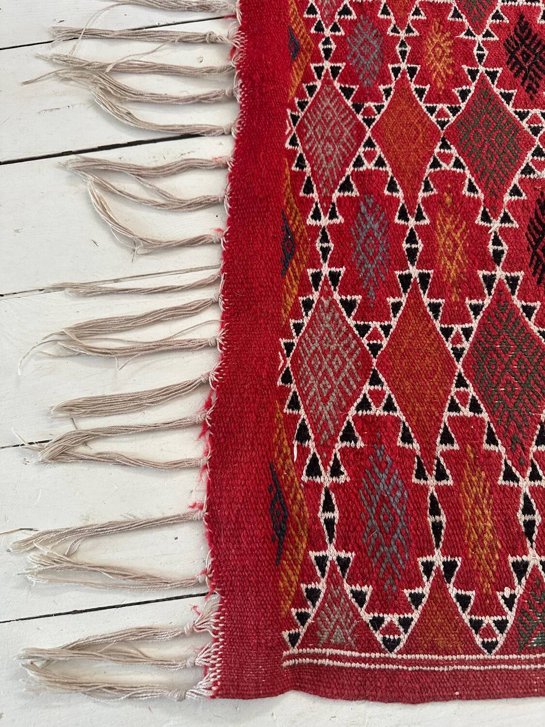 Vintage handmade kilim rug 113x200