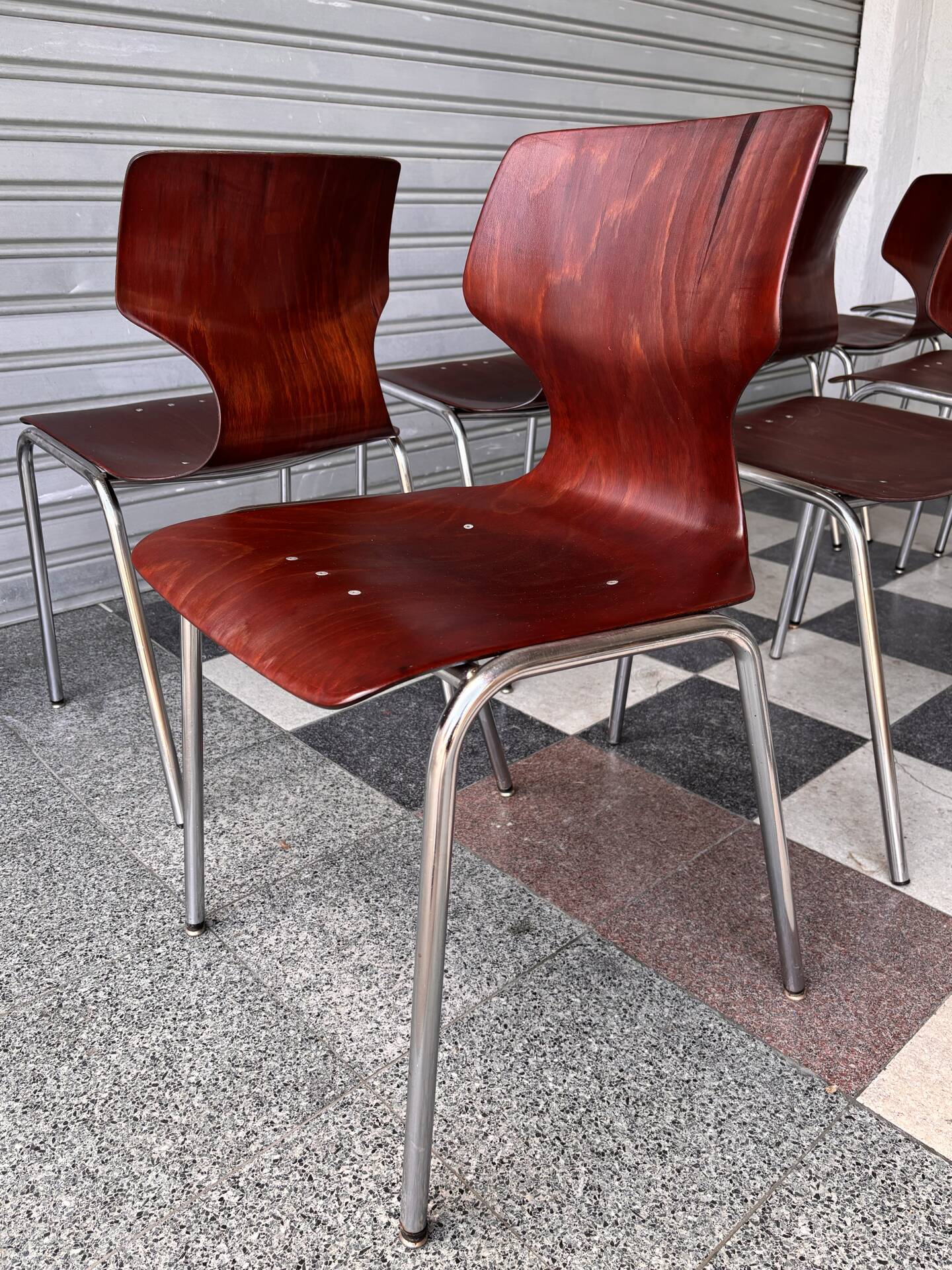 Lot de 10 chaises Pagholz